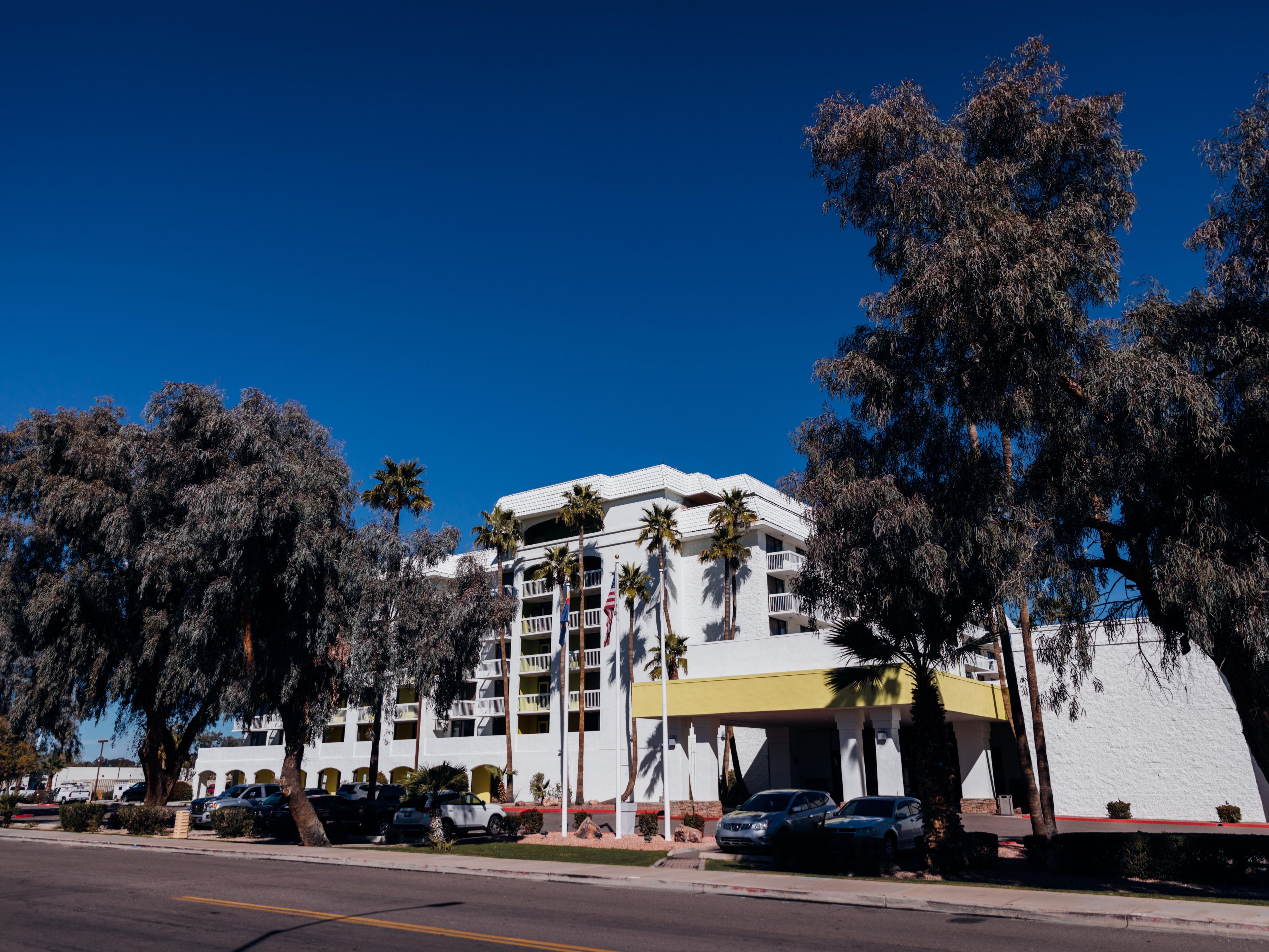 Mesa Hotels near Phoenix Mesa Airport Holiday Inn & Suites Phoenix Mesa/Chandler