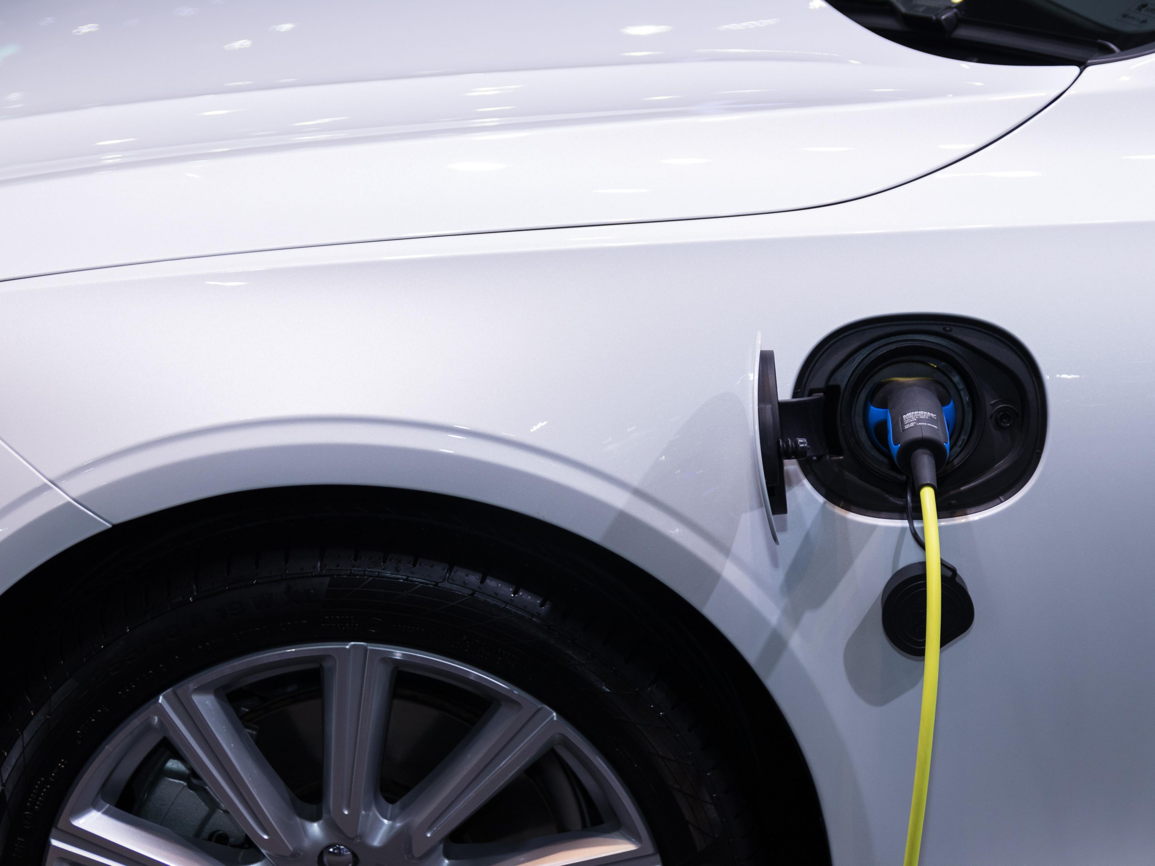 Safe overnight parking is available for $15 per night. Driving an electric vehicle? Visit one of our convenient electronic charging stations during your stay. Charge is complimentary!

