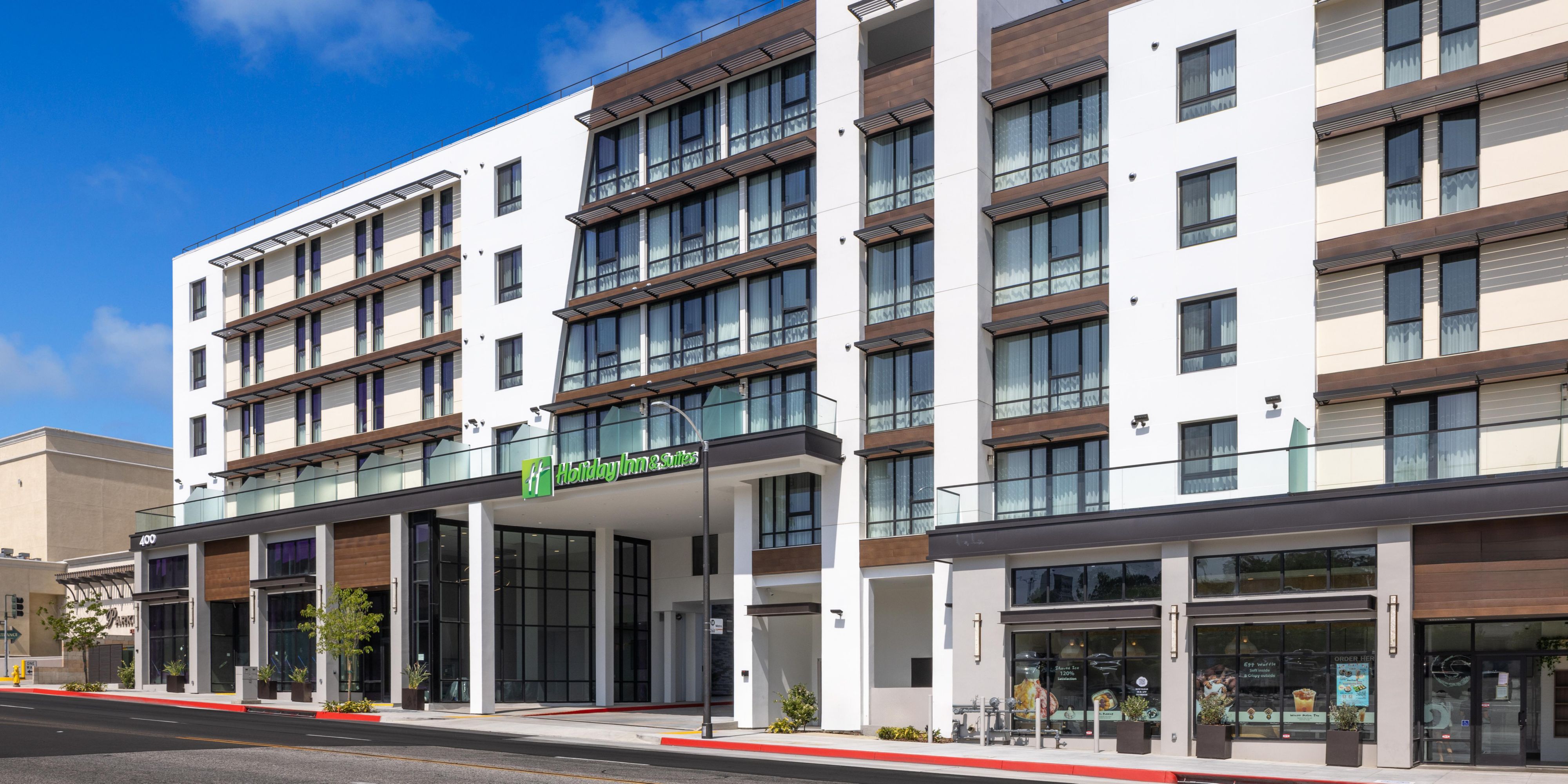 Holiday Inn & Suites Monterey Park - Los Angeles