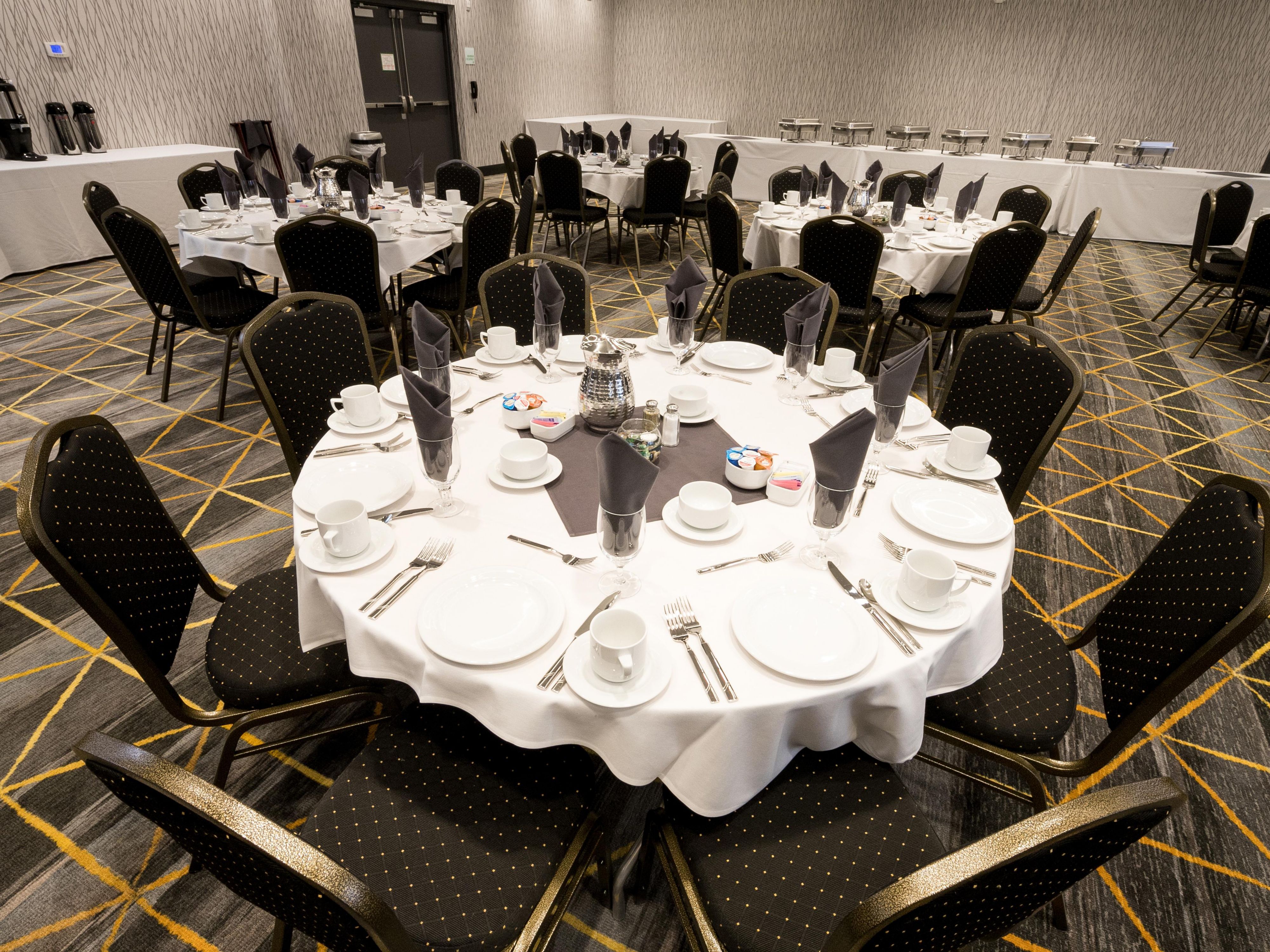 Enjoy over 5,400 square feet of meeting space with full banquet and bar services. 