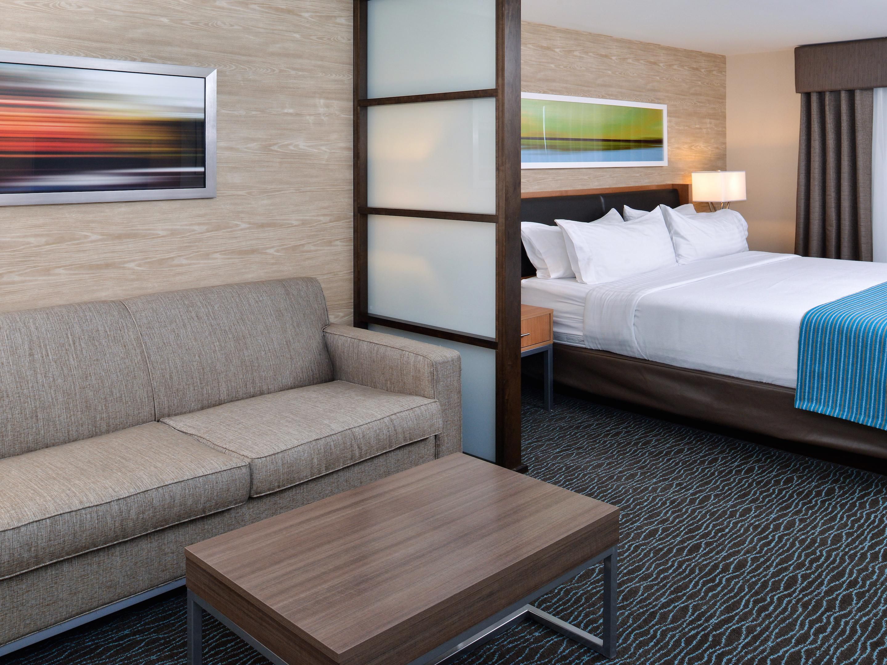 Enjoy the Fitness Room and Pool!!
