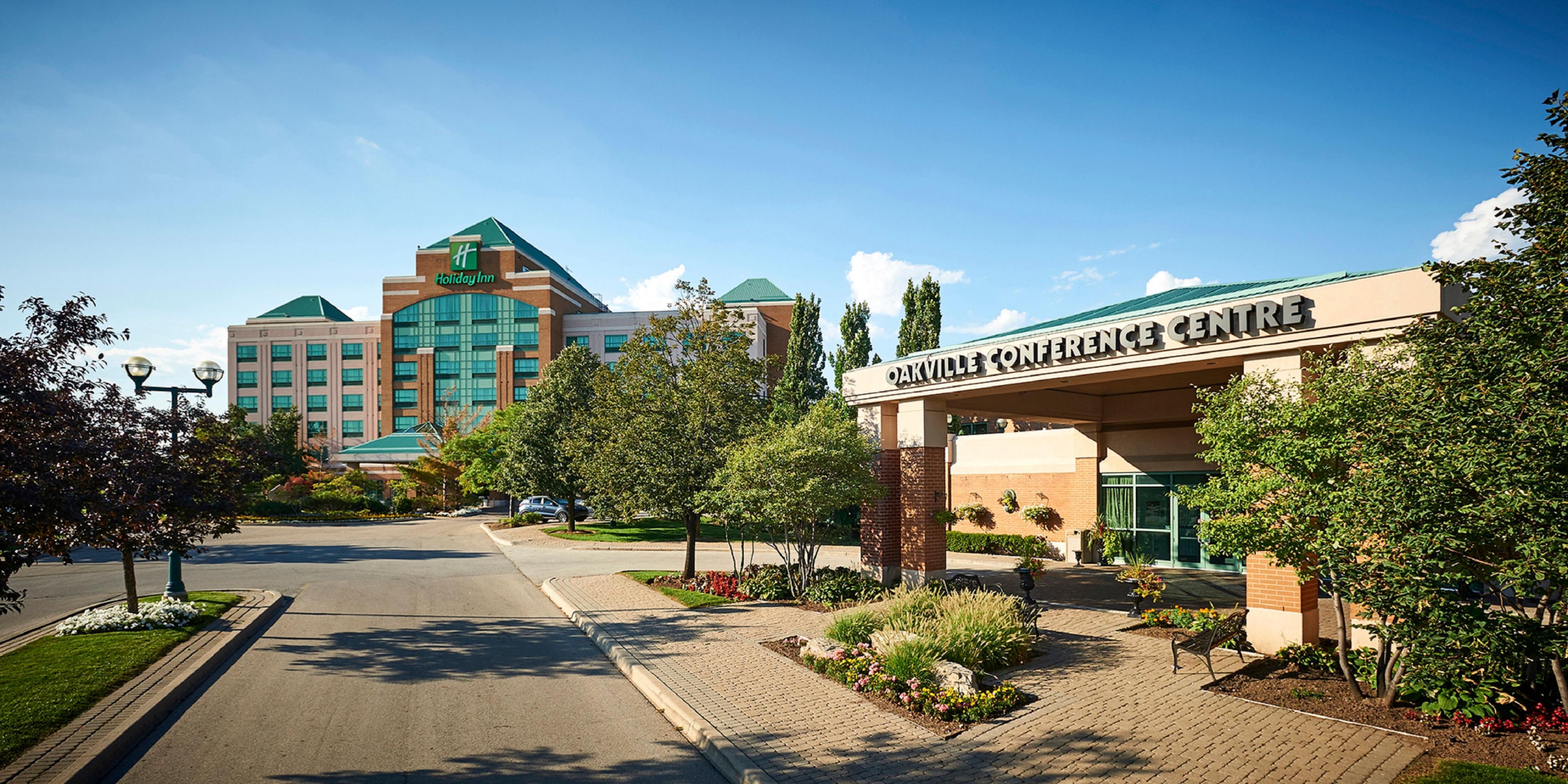 Holiday Inn & Suites Oakville @ Bronte