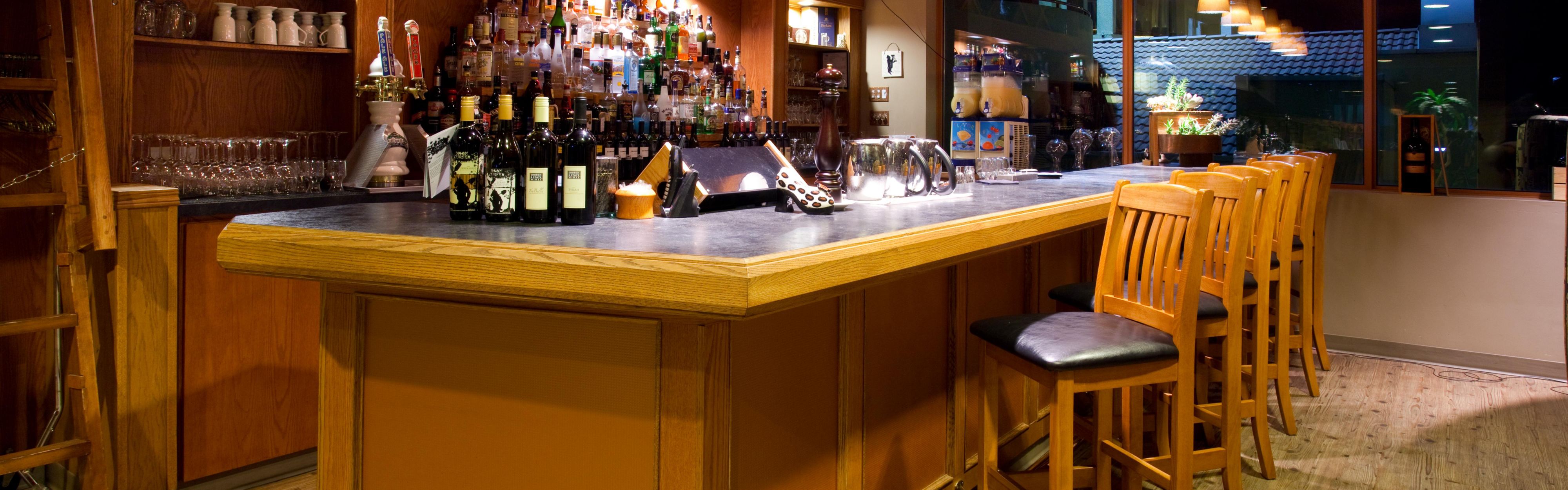 Holiday Inn Osoyoos Hotels Holiday Inn Hotel Suites Osoyoos Dining