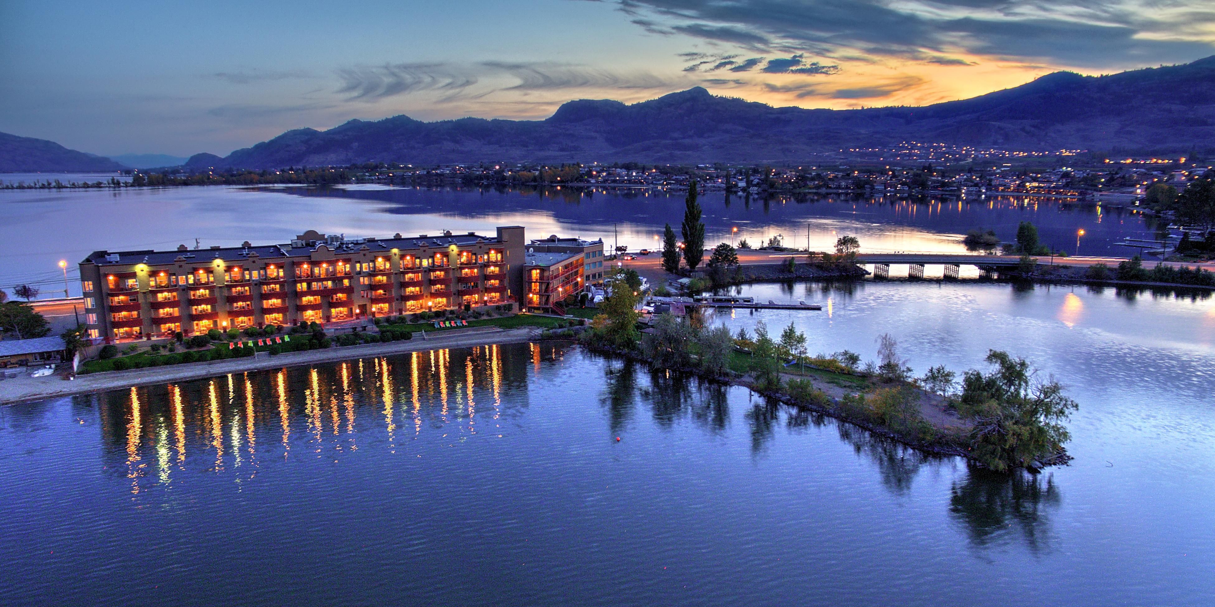 Holiday Inn Hotel Suites Osoyoos Hotel By Ihg