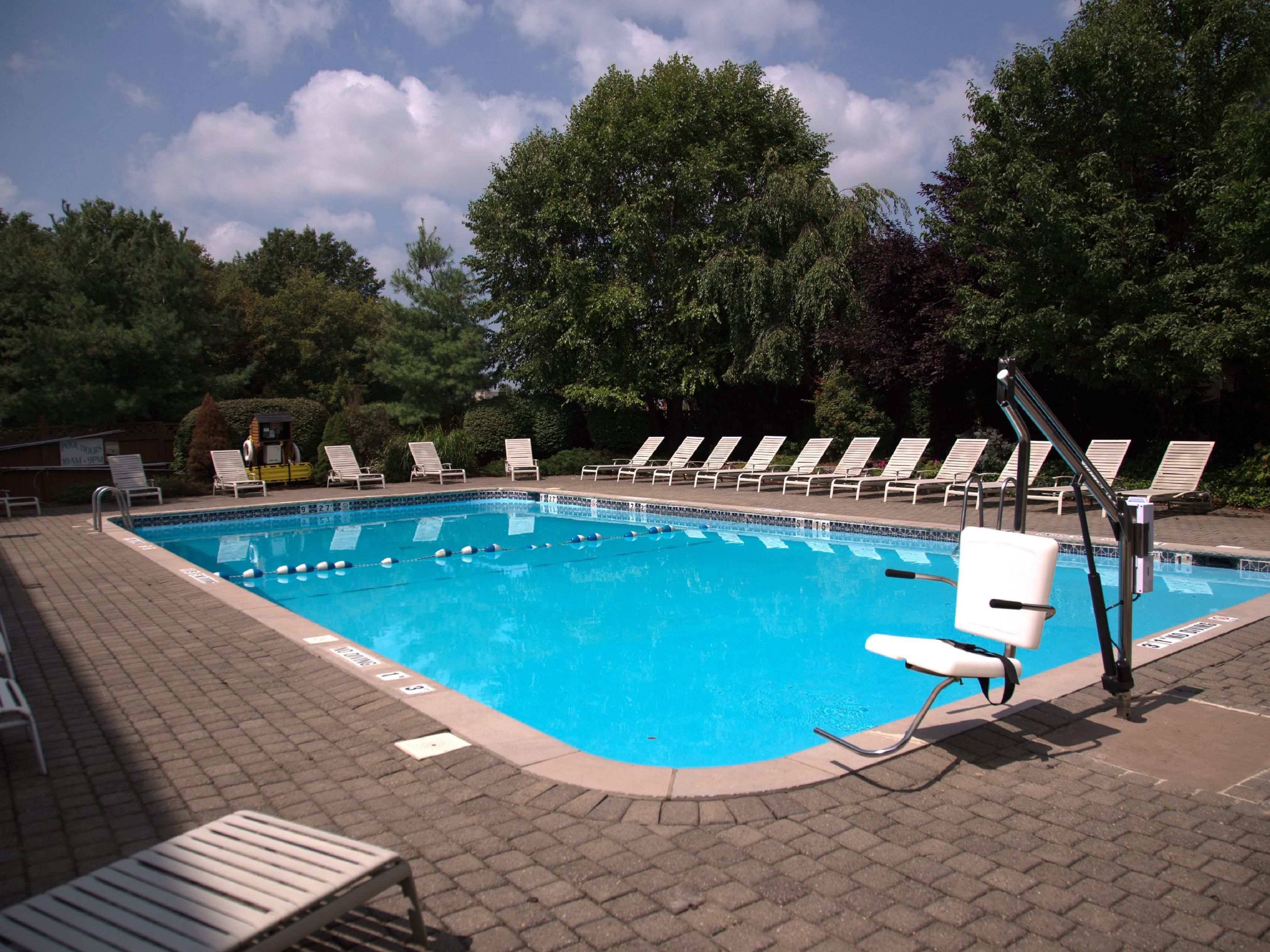 Book Your Pool Package With Us!