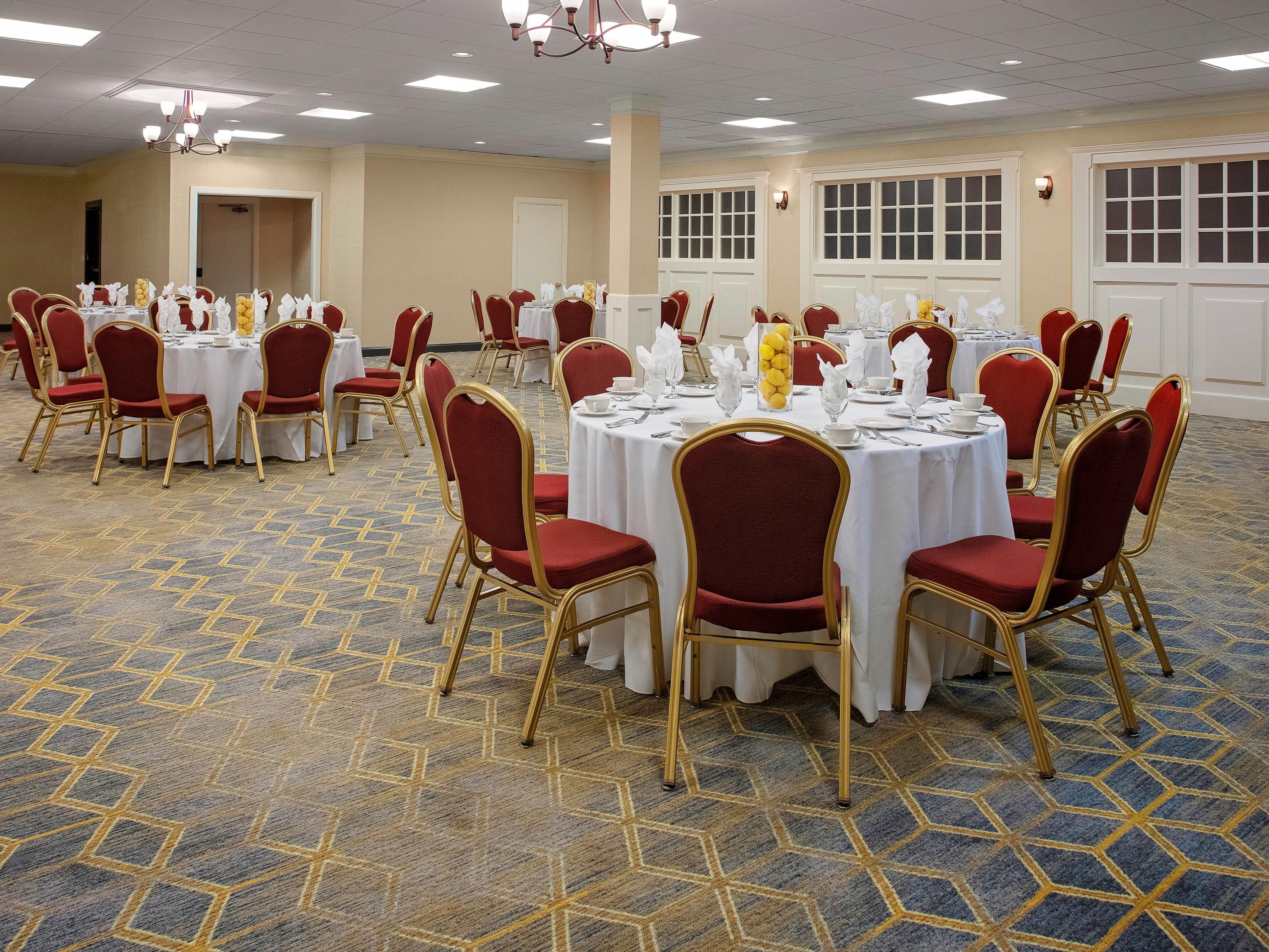 Our hotel features seven function rooms that offer more than 10,000 square feet of flexible space. Let us host your wedding, corporate event, training sessions, or celebrations!