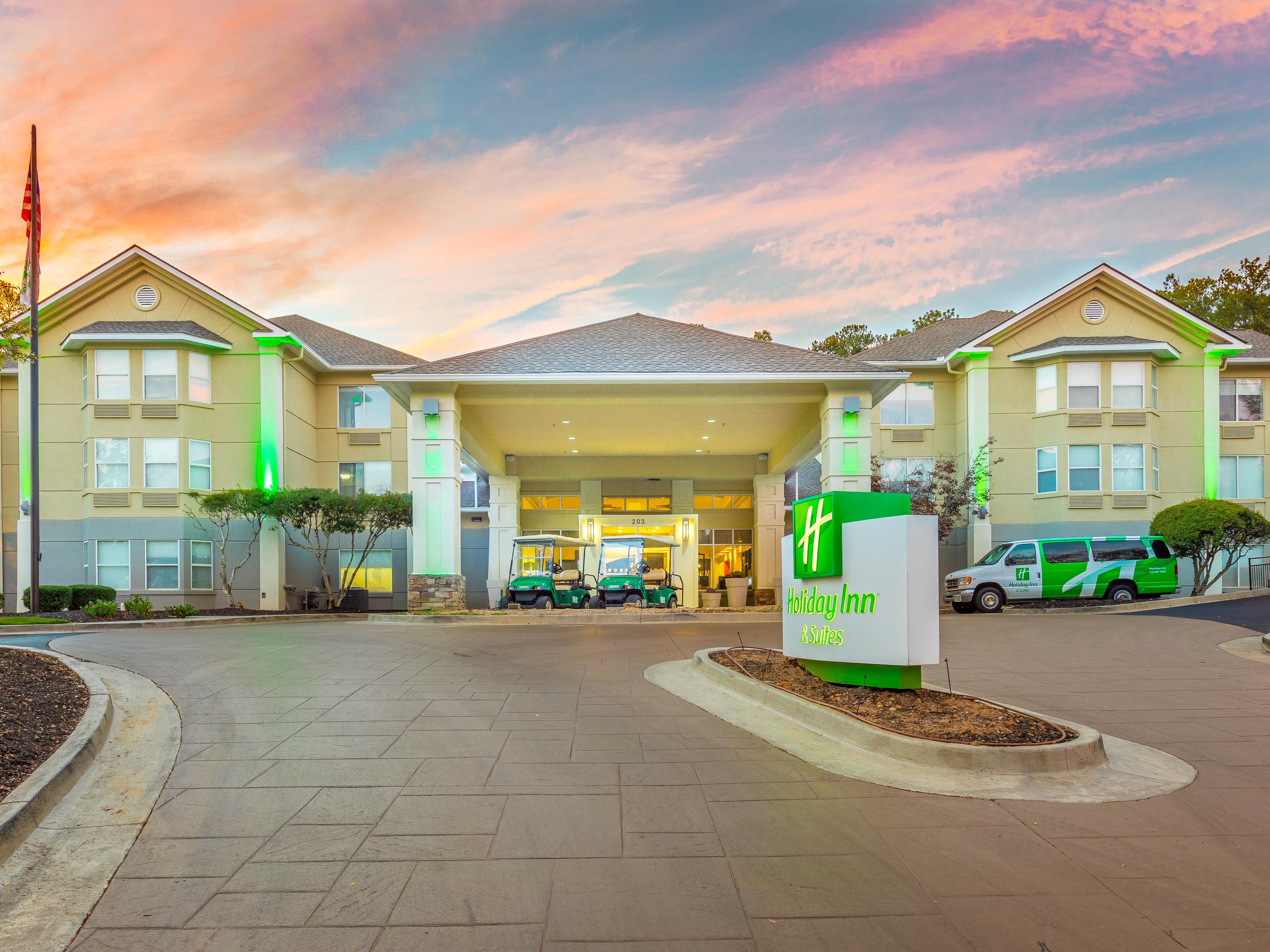 Hotels in Peachtree City, GA near Fayetteville Holiday Inn & Suites