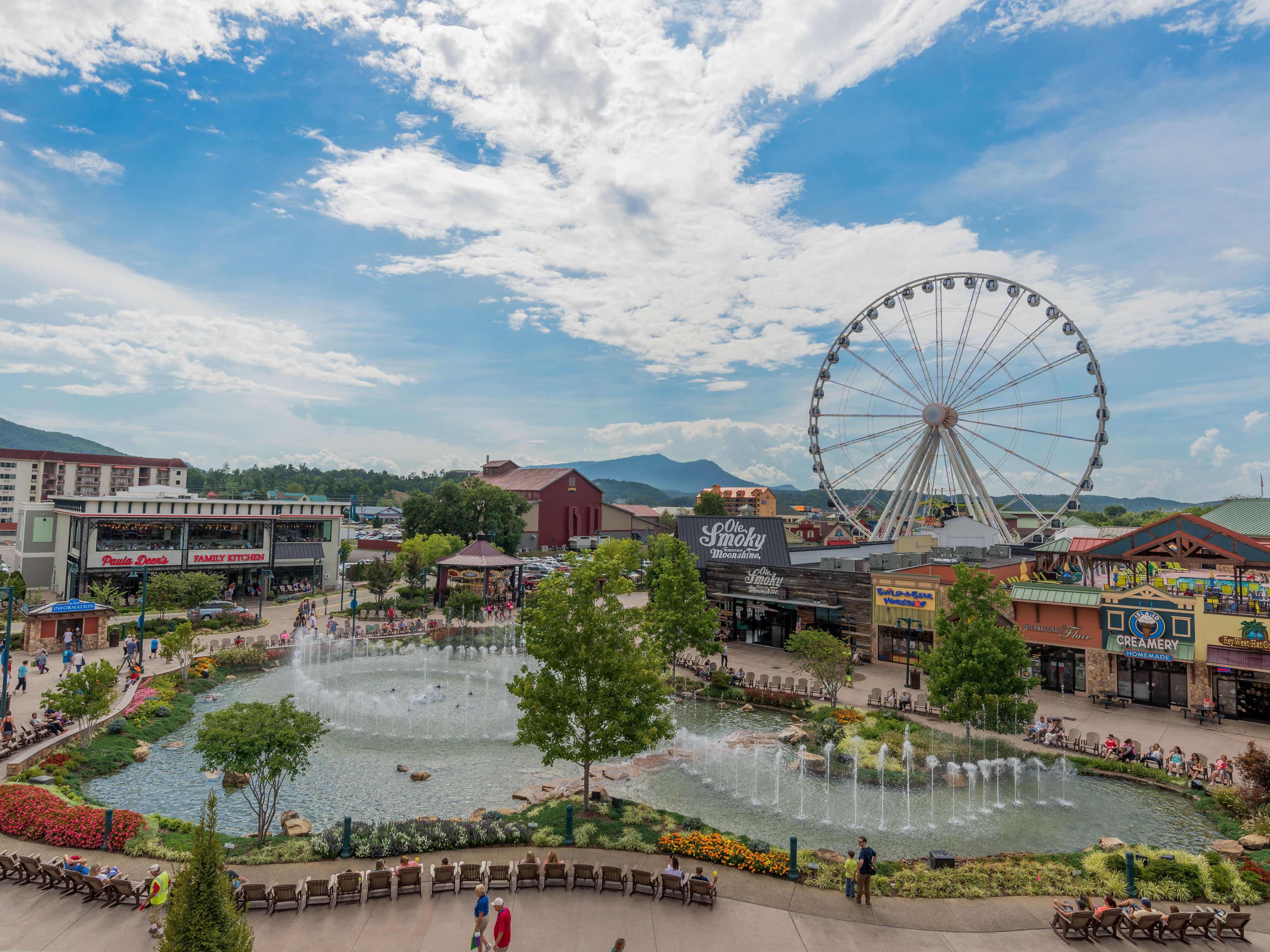 Located on the Parkway, our hotel connects to The Island Entertainment Complex via a bridge for easy access to dining, shopping, and attractions like the Ferris Wheel and Ole Smoky Moonshine. Steps from the Pigeon Forge Greenway and LeConte Center, we’re ideal for events, conventions, and concerts.