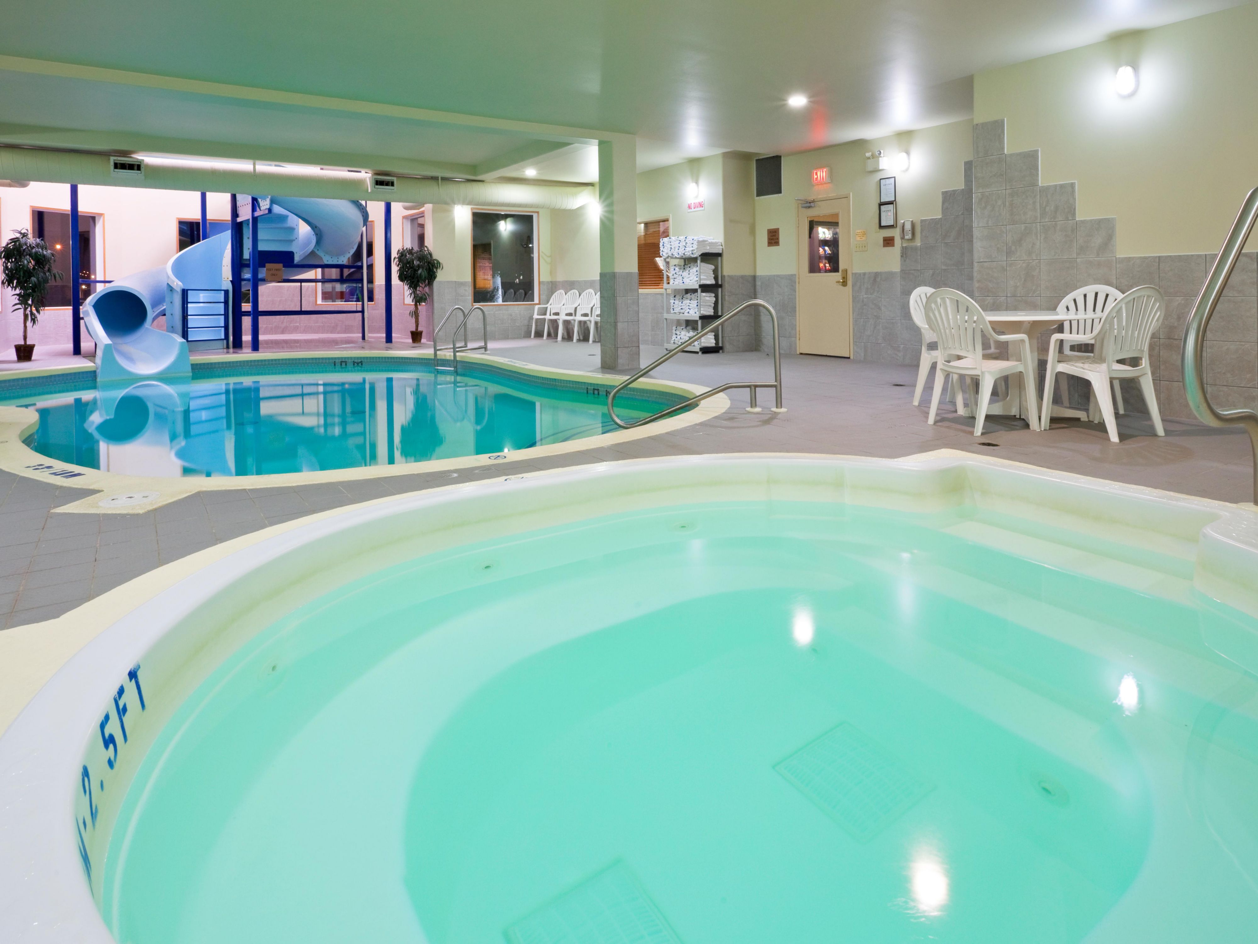Hotel in Regina Holiday Inn Hotel & Suites Regina Hotel