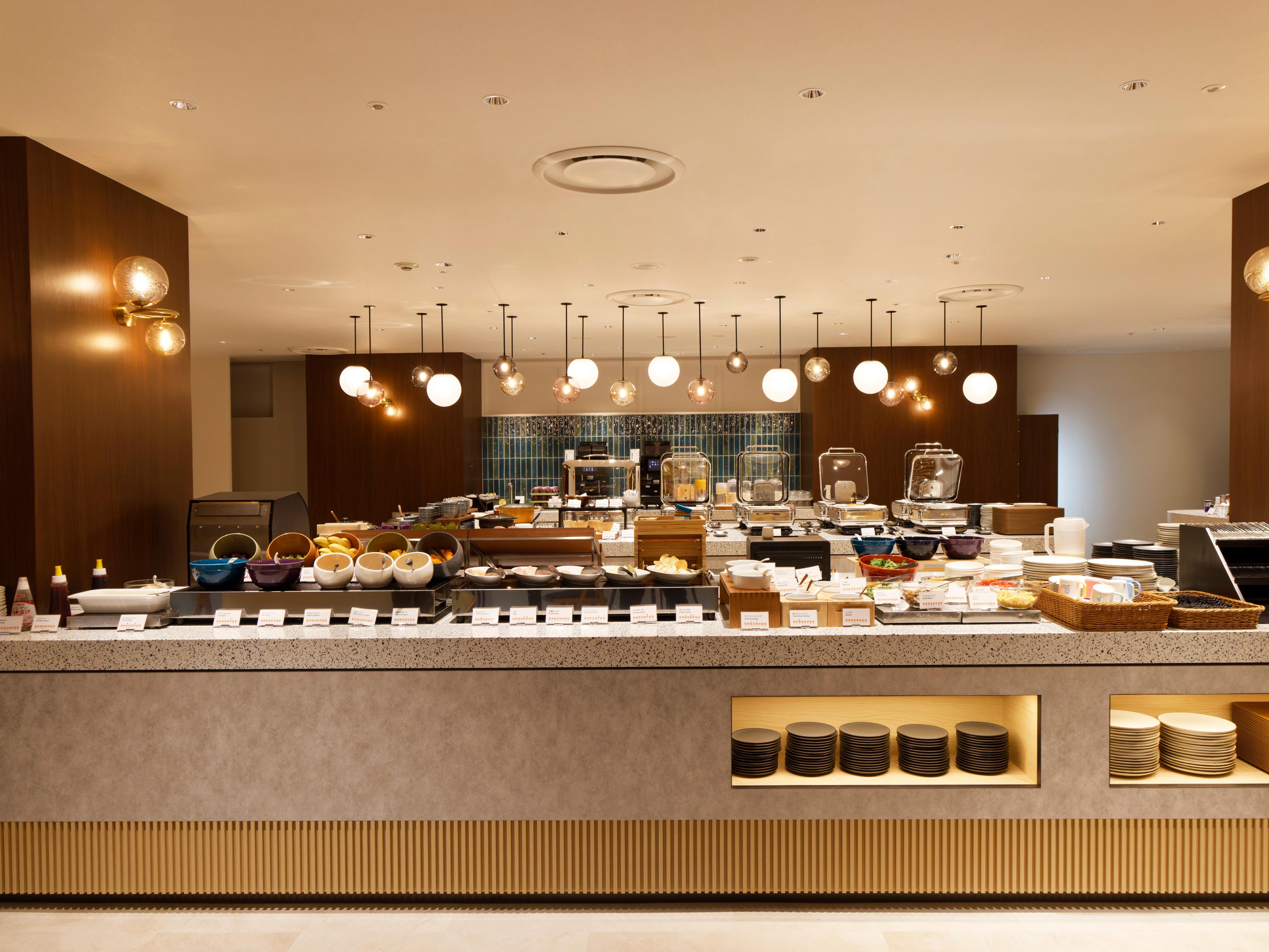 Our breakfast buffet offers a variety of Western and Japanese dishes, showcasing Hokkaido's fresh seafood and locally sourced ingredients. Enjoy a delicious start to your day that connects you to the region's unique flavors.