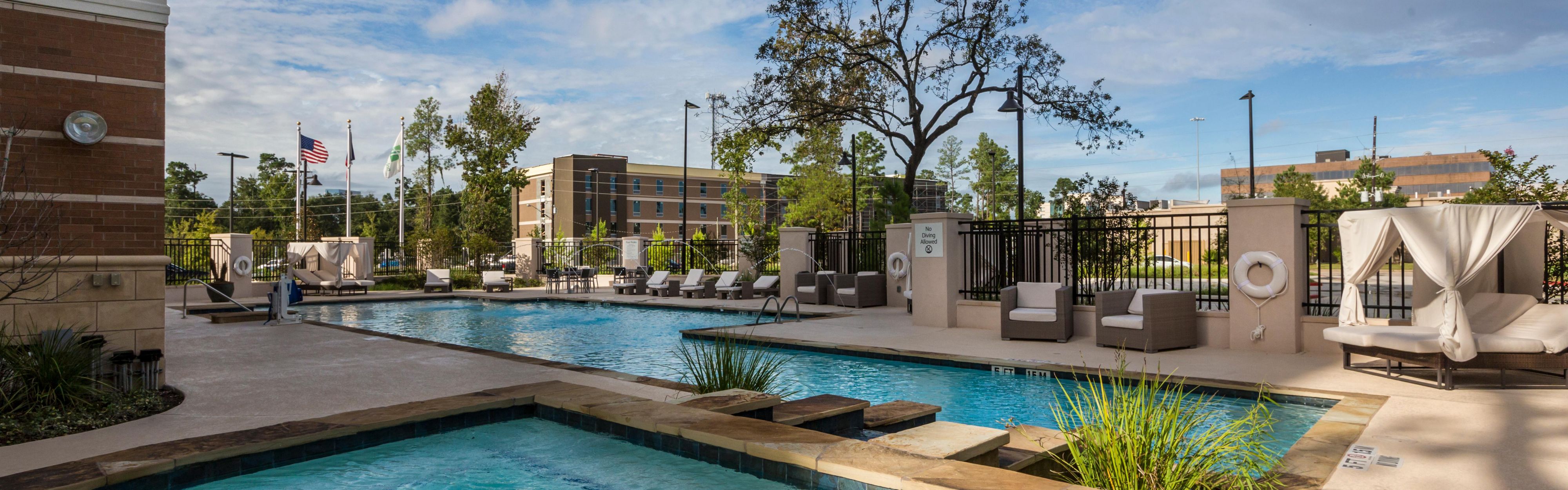 Crowne Plaza SHENANDOAH WOODLANDS AREA Business Hotel, Best Price