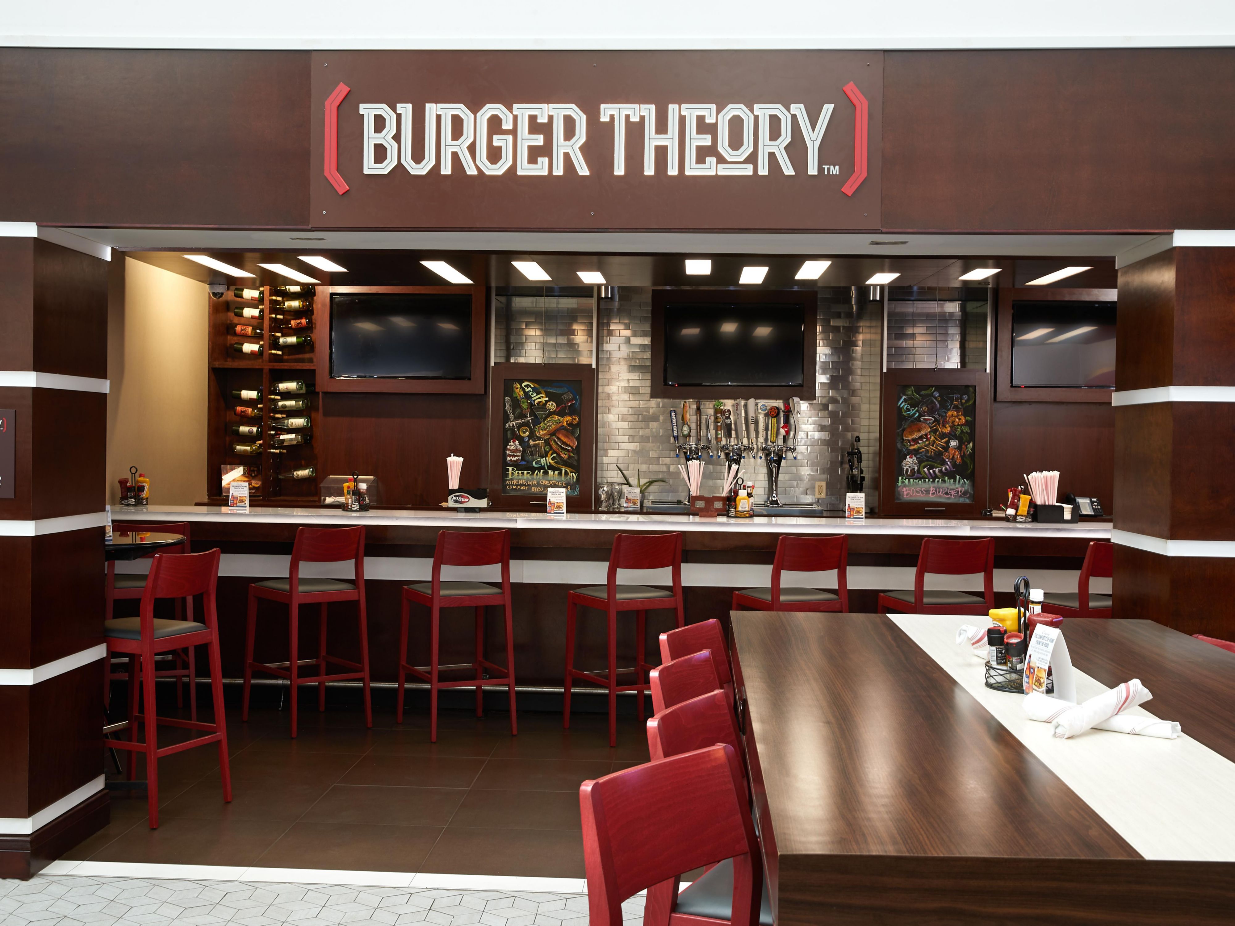 Nightly restaurant and bar, open from 5pm - 11pm, providing a full menu of options; chicken, seafood, salads, world known burgers and much more. Everything is made fresh never frozen. 
The bar has house and premium beverages. 