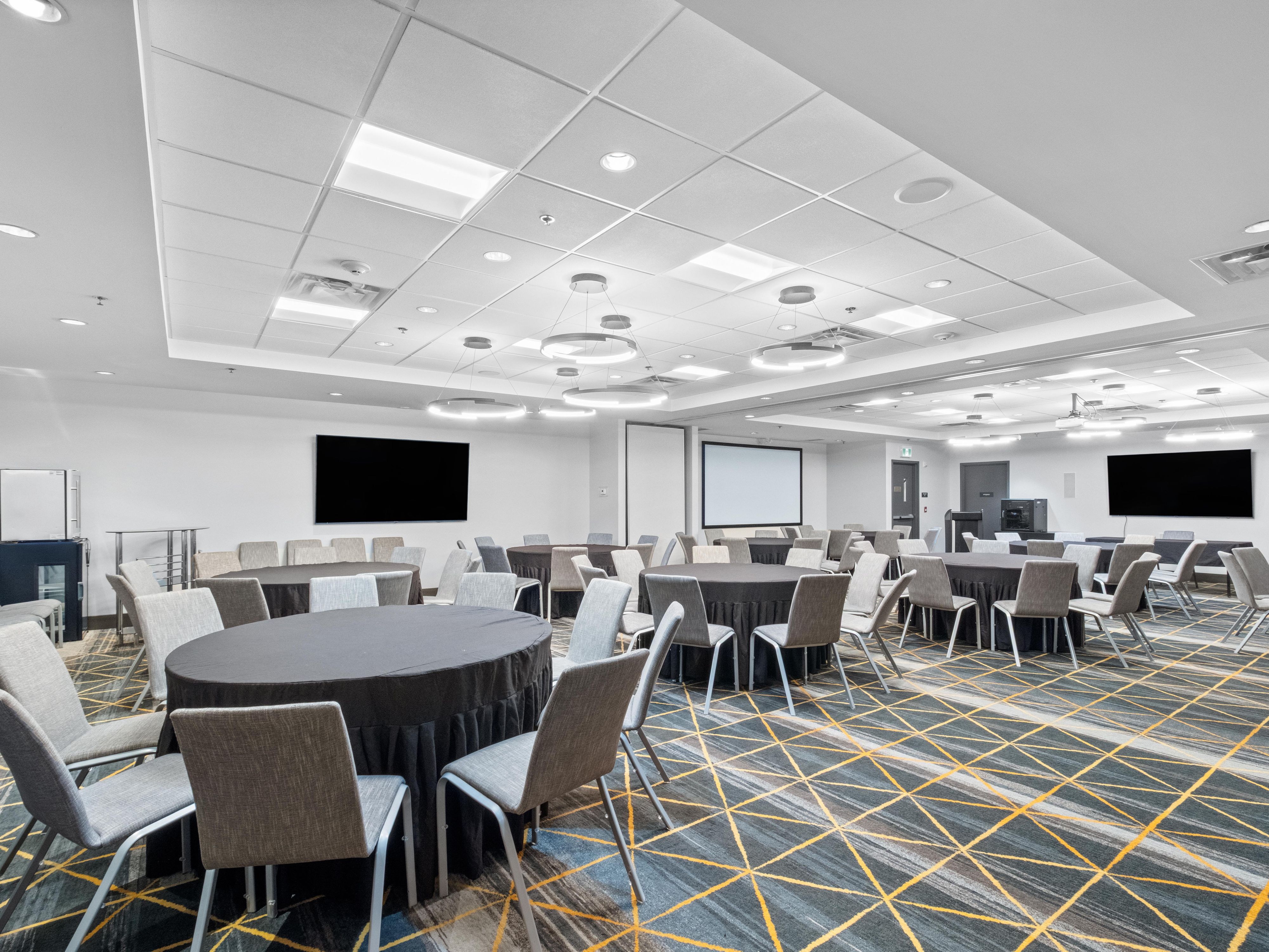 Our versatile meeting and event spaces, ranging from 600 to 1,800 sq. ft., are perfect for corporate meetings, social gatherings, or private celebrations. Whether it’s an small team session or a large event, our dedicated team is here to ensure every detail is seamless, providing the space, amenities, and expertise to make your event a success.
