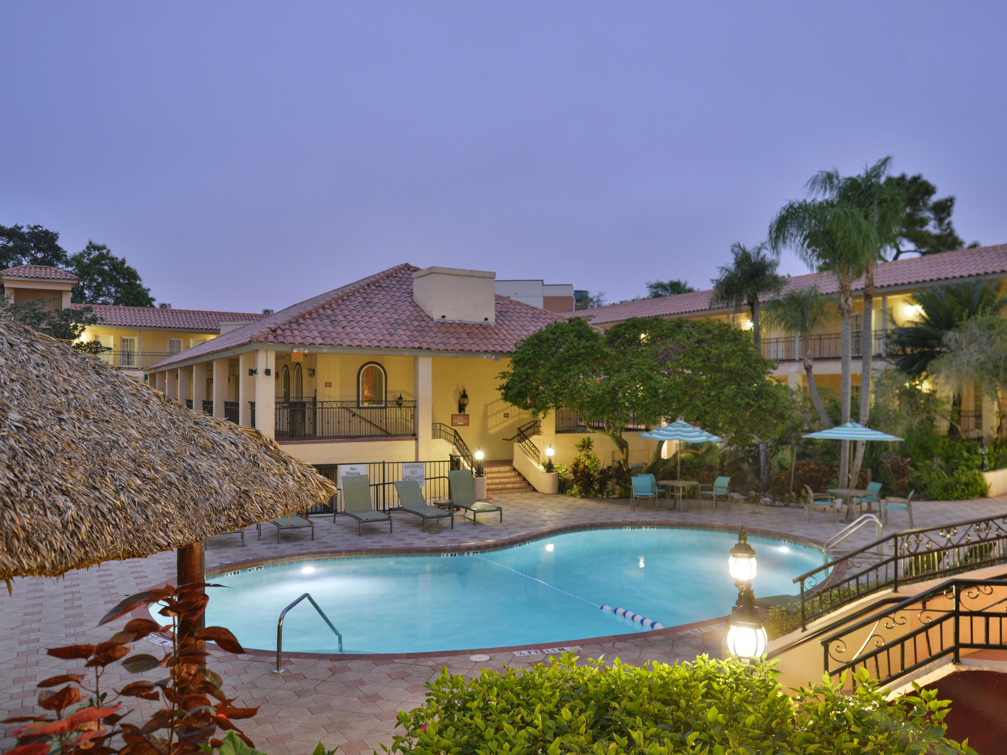 Busch Gardens Hotels Holiday Inn & Suites Tampa N Busch Gardens Area