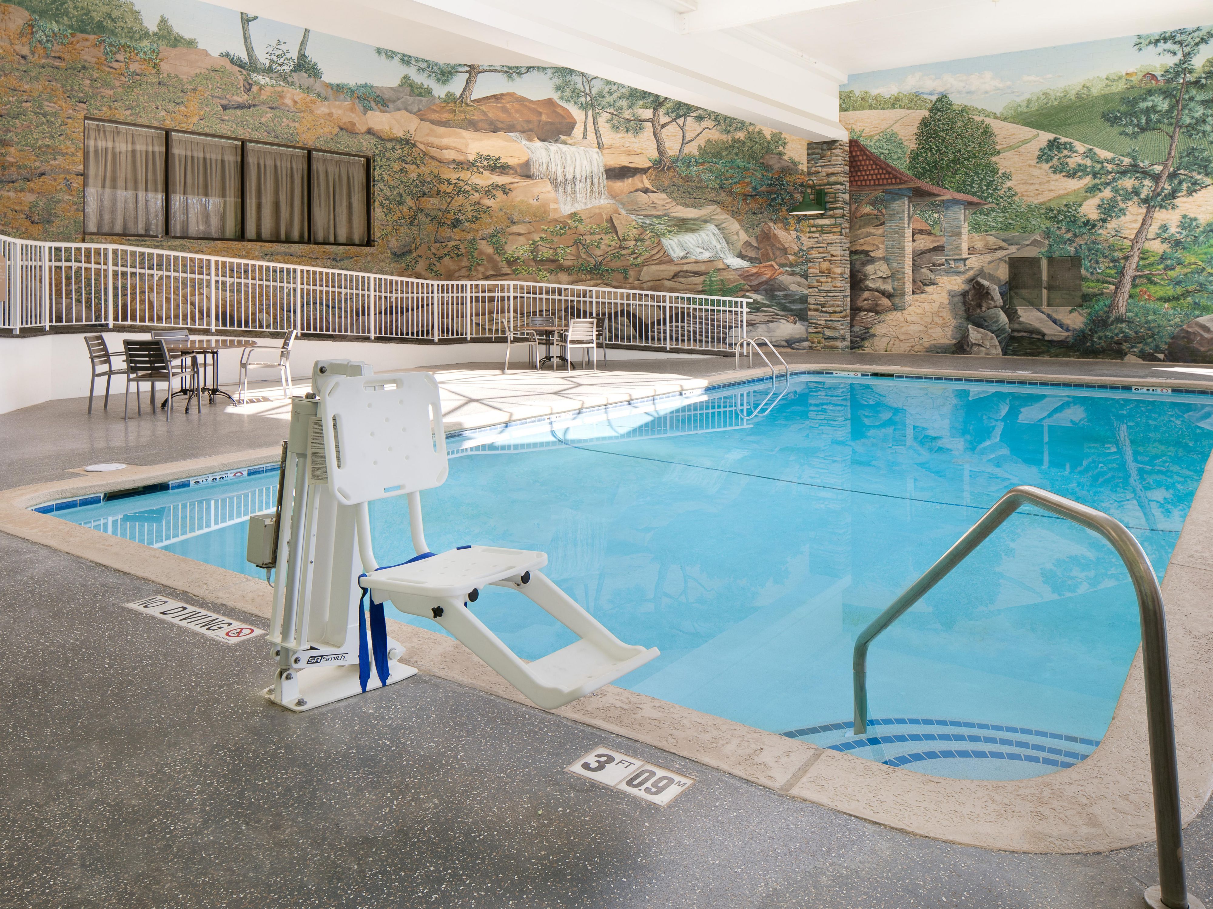 End your day with a refreshing dip in the hotel's pool.  The pool area features an indoor patio along with an outdoor open air patio. The perfect spot to relax and unwind after working or sightseeing the great Des Moines area attractions.  