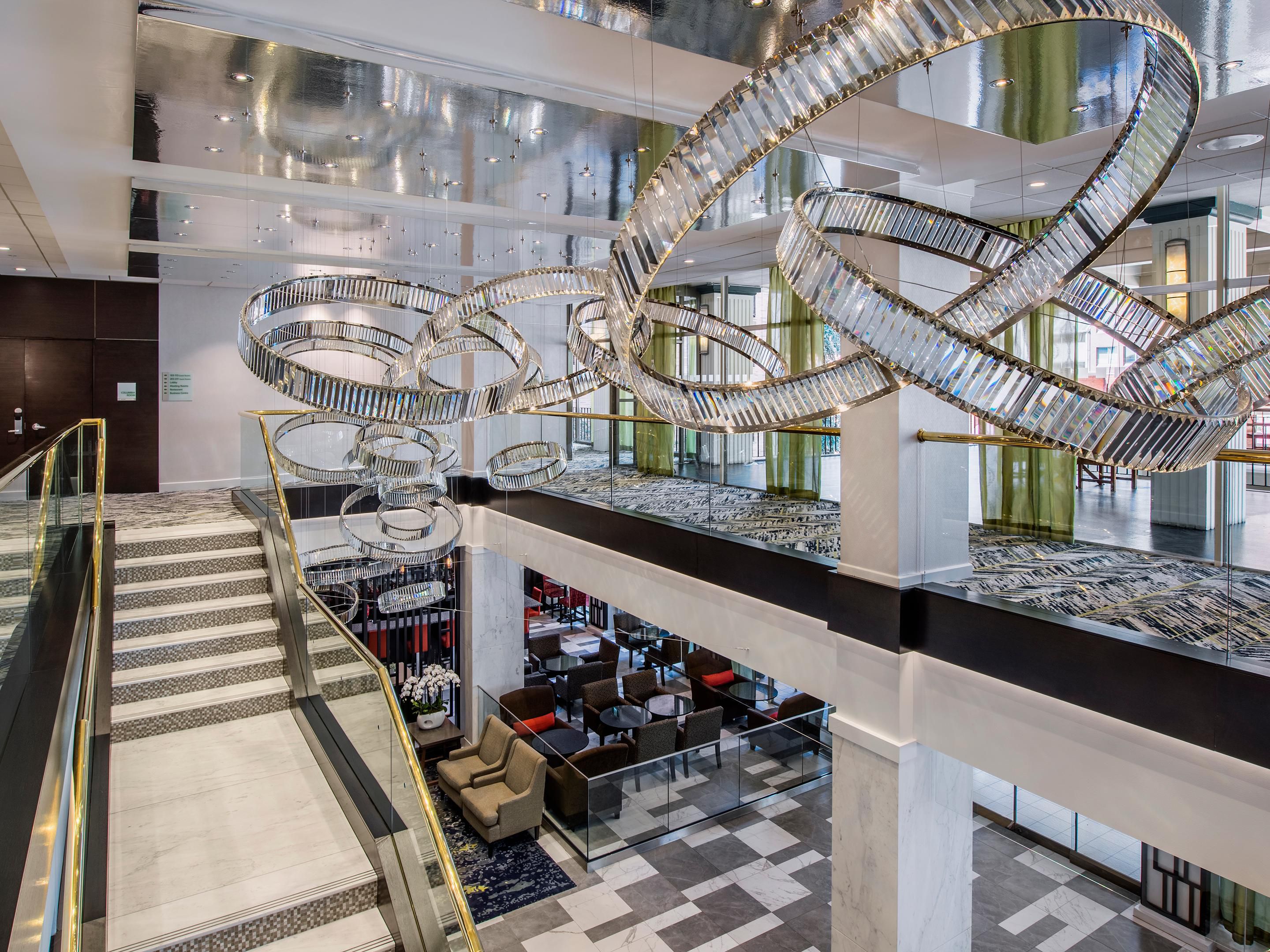 Enjoy great style, in the perfect downtown location and collect IHG Business Rewards. We offer a wide range of 6400 sqft meeting space including an outdoor patio, customizable catering menus, and meeting packages that include; breakfast, 2 coffee breaks, and lunch. Let us share how our creativity and flexibility will assist you to meet your goals!