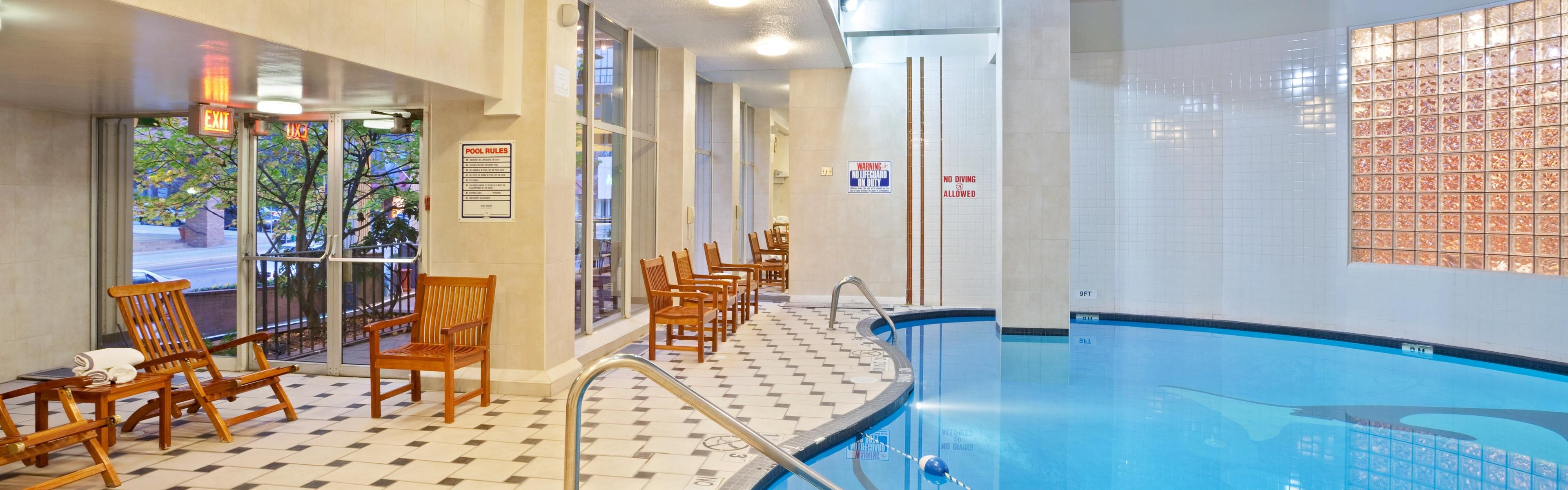 Holiday Inn Hotel & Suites Vancouver Downtown Free & More