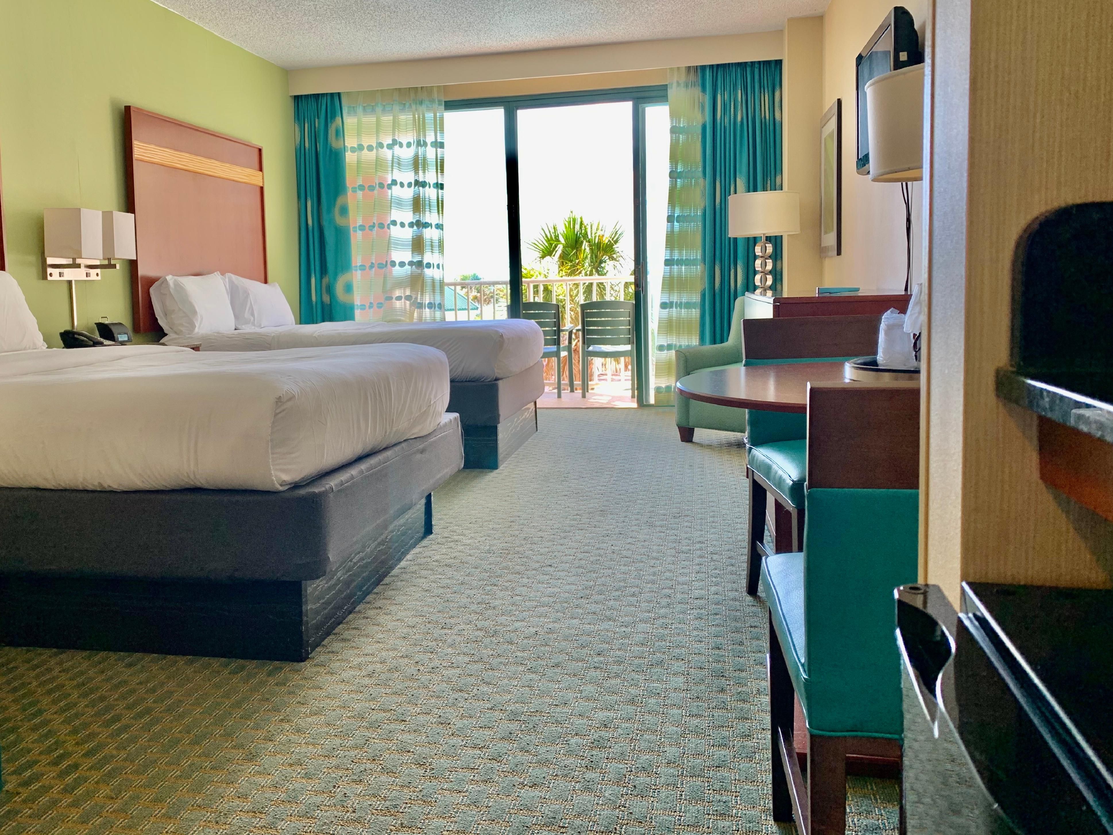 Relax on the balcony to feel the ocean breeze.