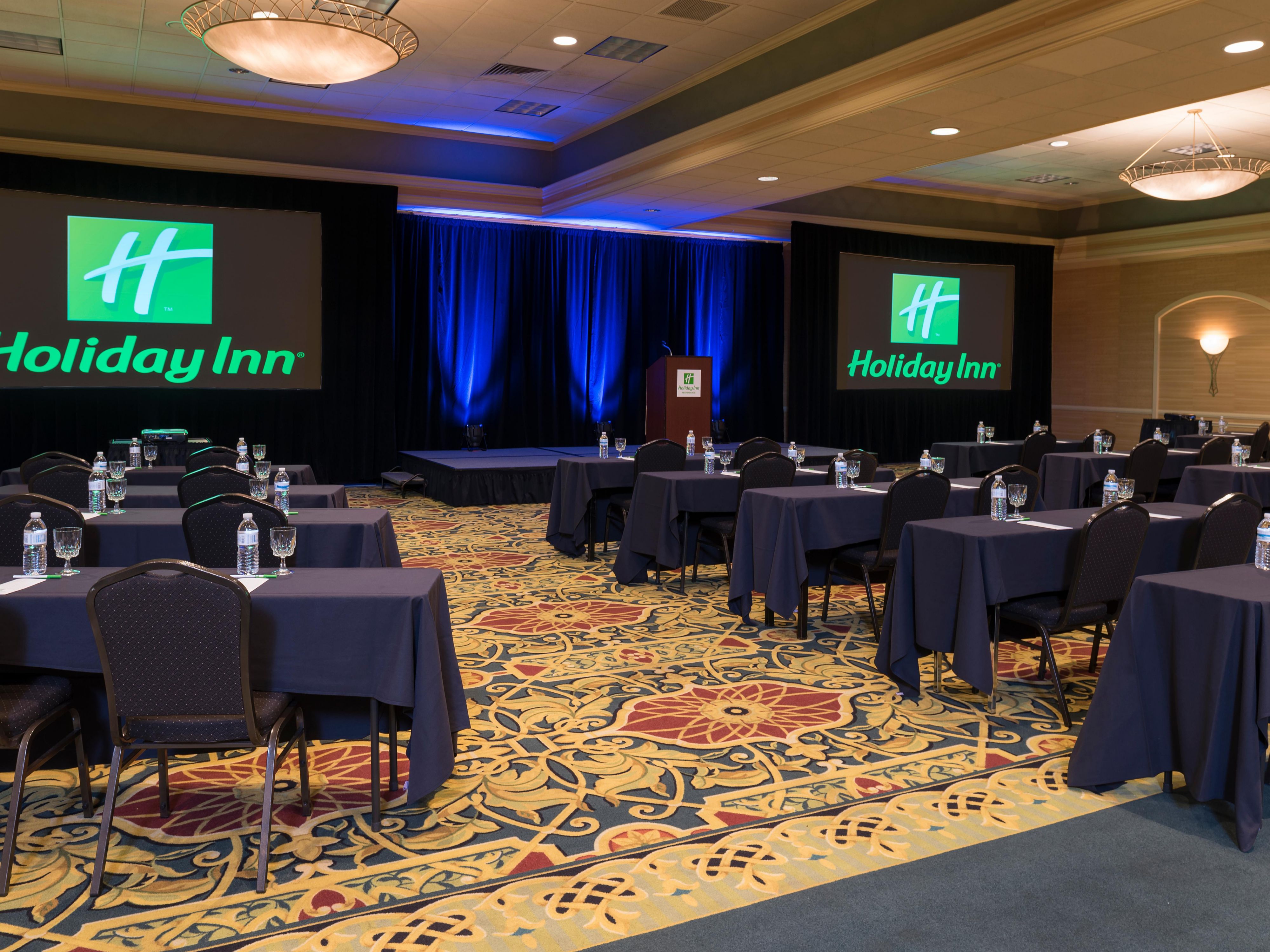 Whether you're planning an elaborate reception or a small business meeting, we have the flexible facilities to meet your needs and the friendly, professional staff to guide you through every detail. With more than 20,000 square feet of function space, our flexible meeting rooms can be arranged to accommodate 50 to 1000 guests.