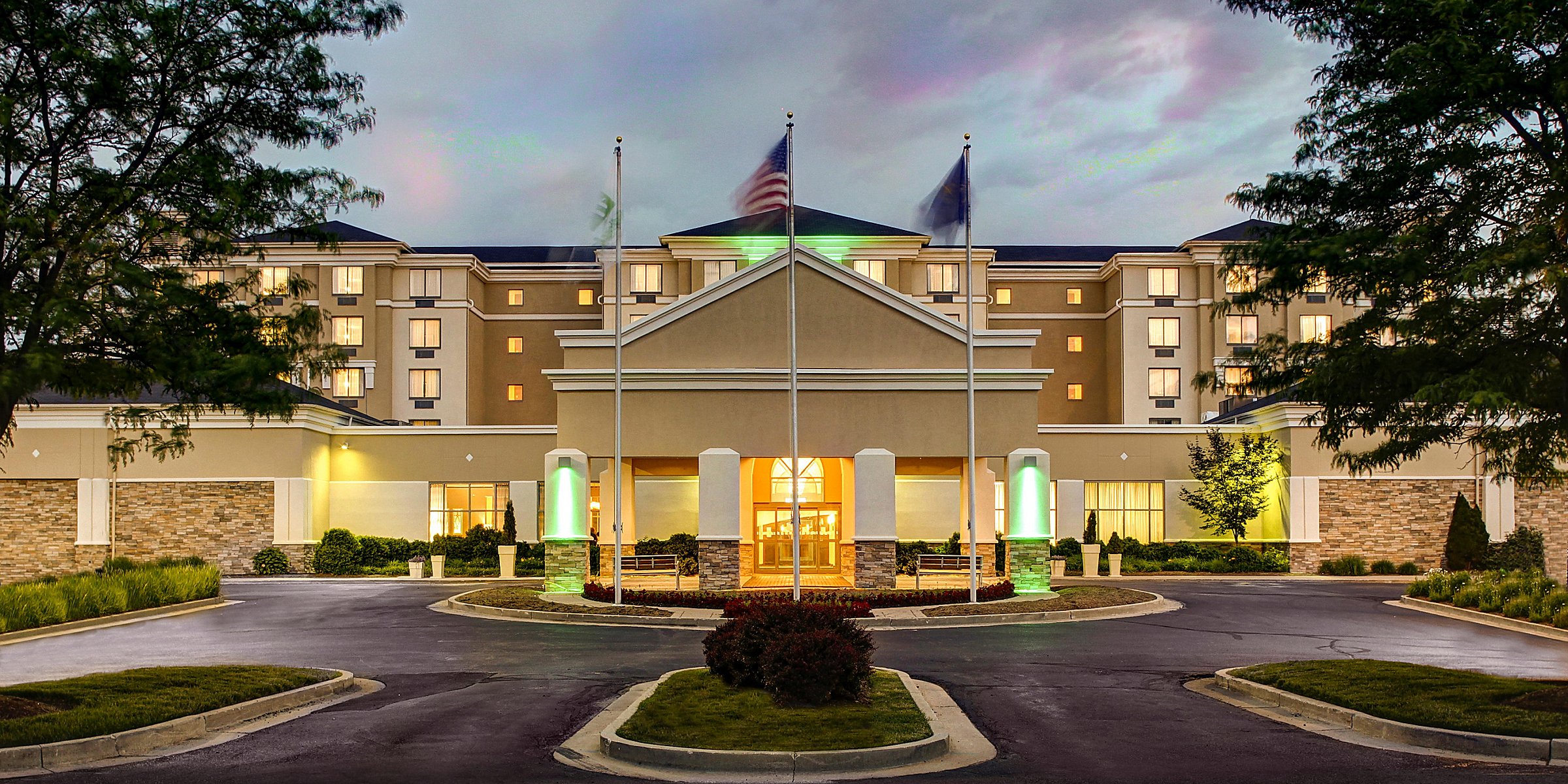 hotels in carmel indiana with indoor pool