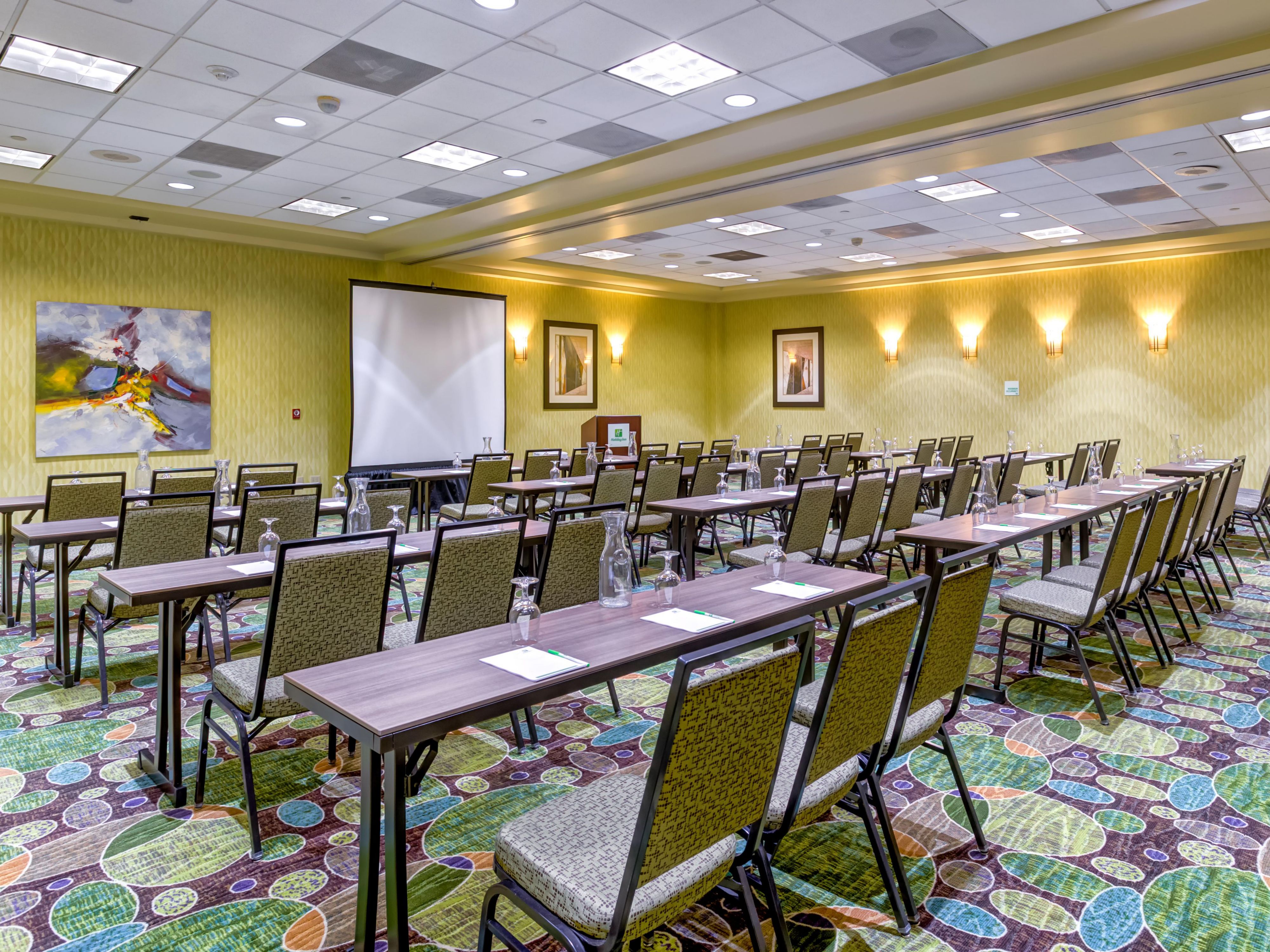For guests who need to host an event in Carmel, Indiana the hotel offers 2,500 sq ft of meeting space comprised of three rooms, including one ballroom that can accommodate up to 120 people. On-site event specialists and on-site catering options are available.