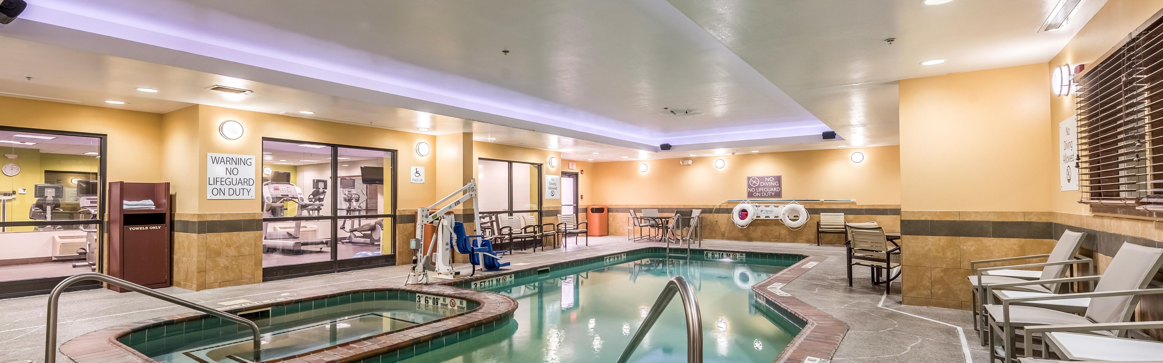 Holiday Inn Indianapolis Downtown Free & More