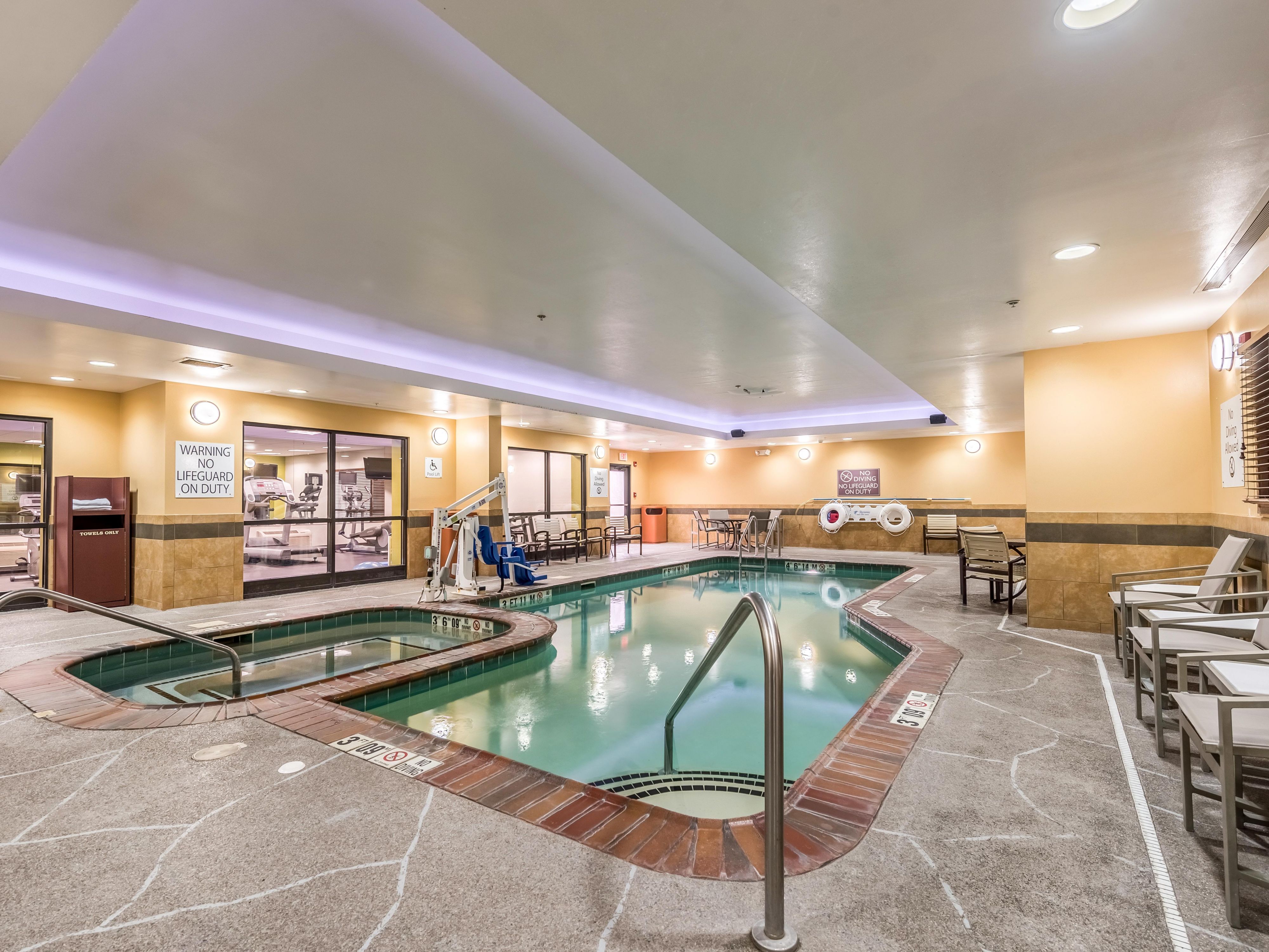 Bring a swimsuit and enjoy a break in your schedule to rest and relax in our whirlpool or splash and play in our heated indoor pool. Open daily from 6am to 10pm, guests can feel the splash of summer all year round.