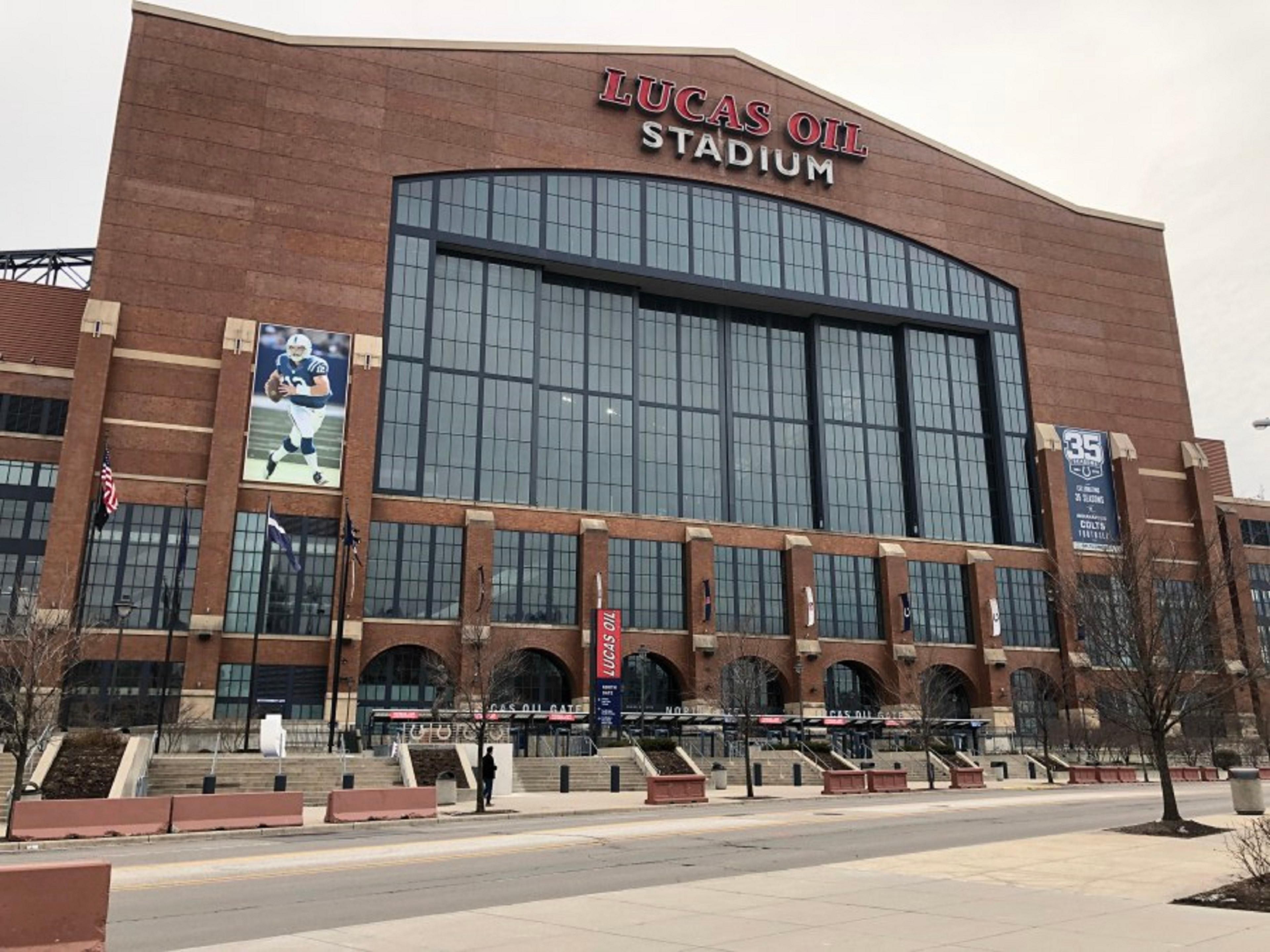Stay with us when visiting Lucas Oil Stadium. We are just a short 4 minute walk from the front door!