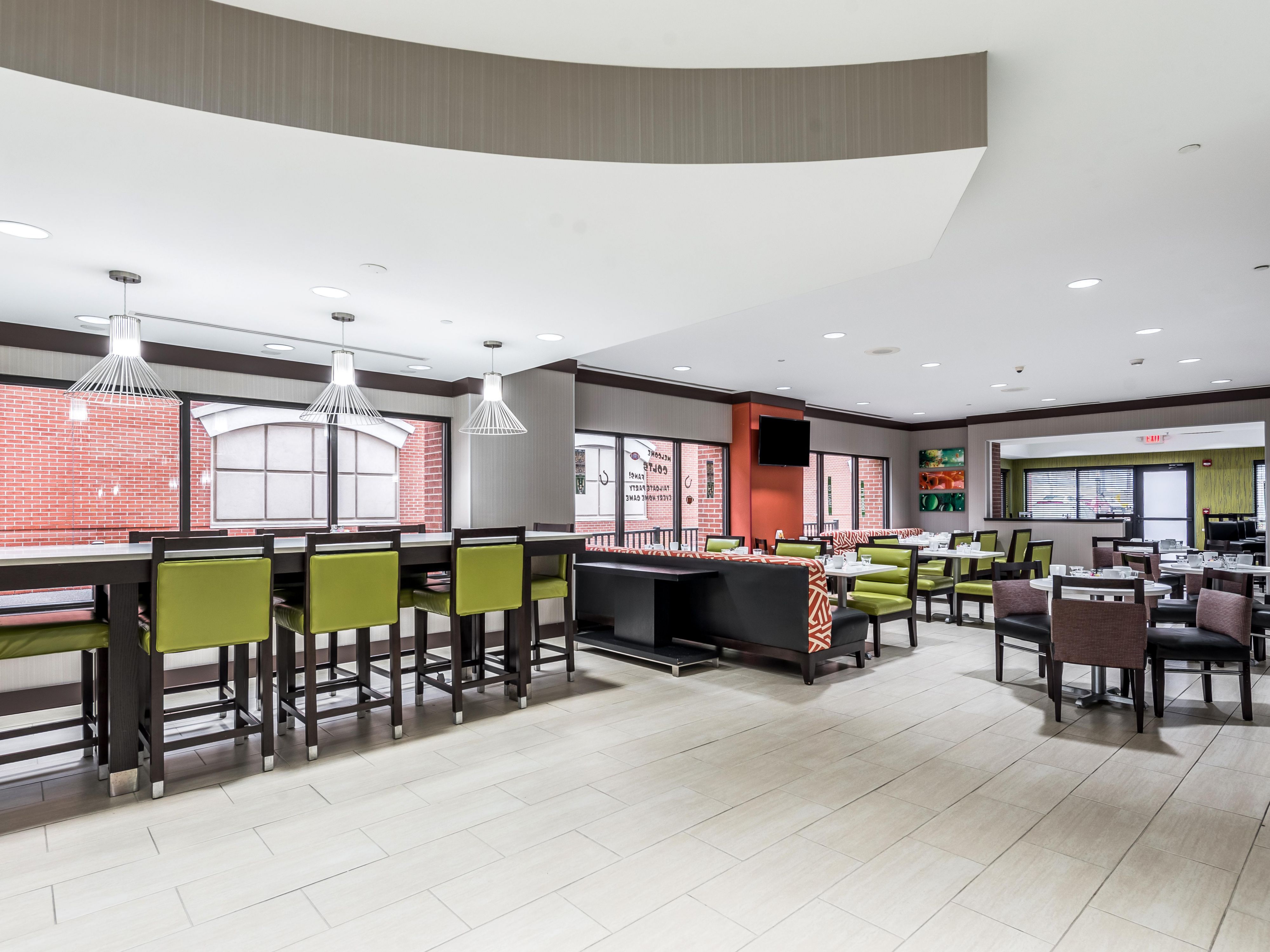 Restaurants Near Lucas Oil - qgs13hf