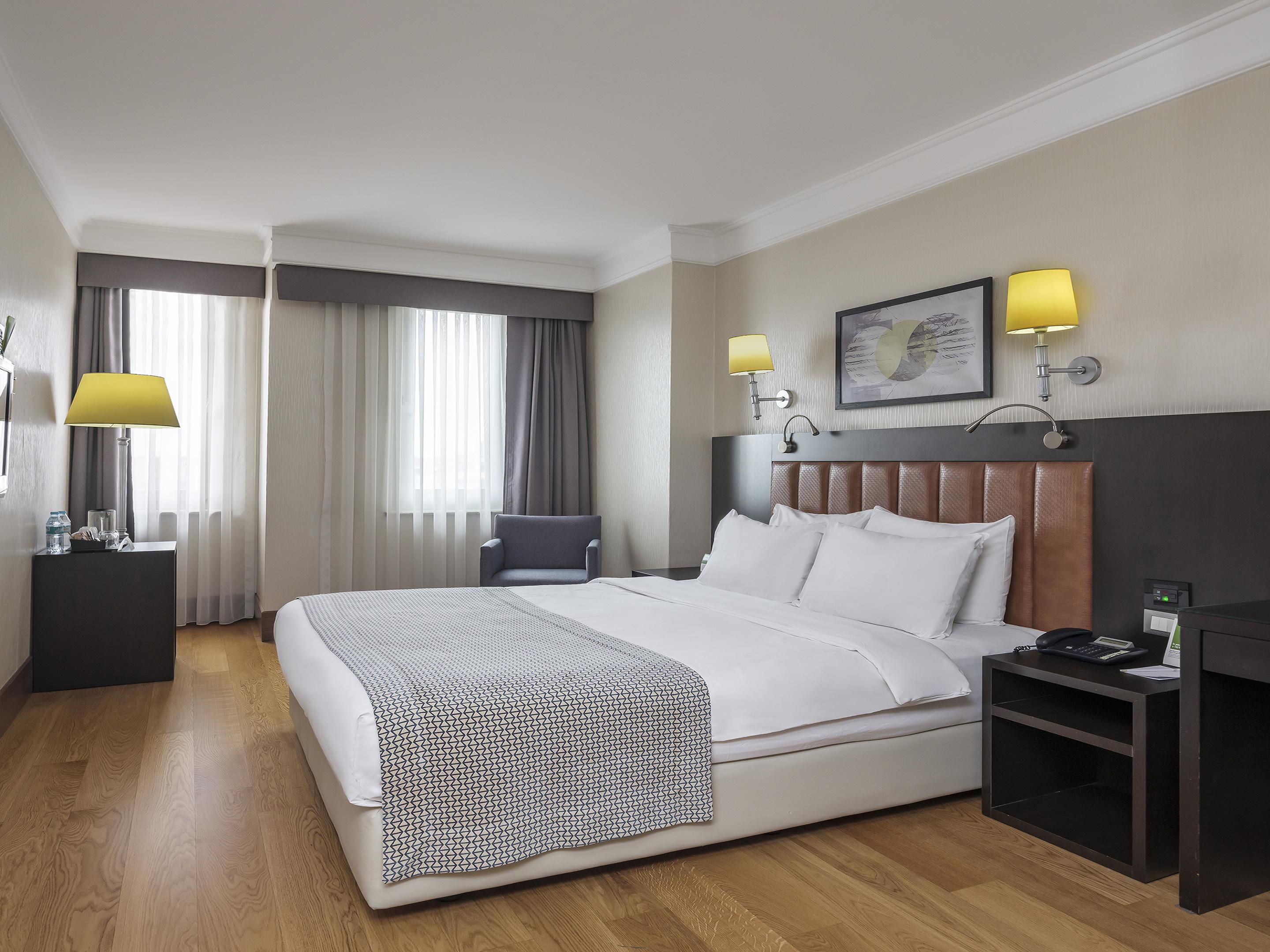 Double Bed Room Queen Size