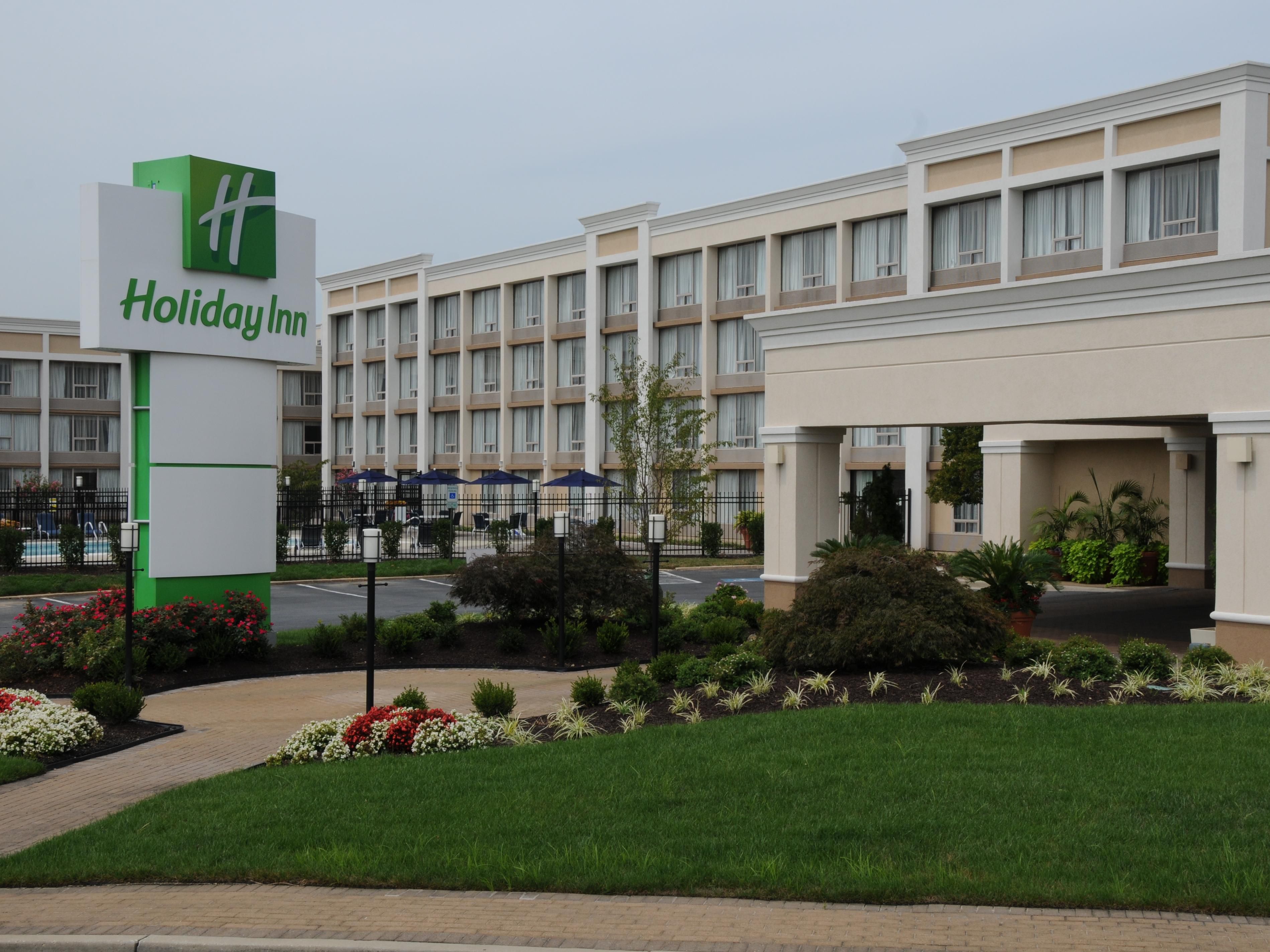Enjoy comfortable accommodations and smart essentials at our hotel, located only seven minutes away from the UMBC campus. Students, families, teachers, and sports fans will love our welcoming vibe, special rates, and modern amenities, from our Fitness Center to free Wi-Fi and parking.