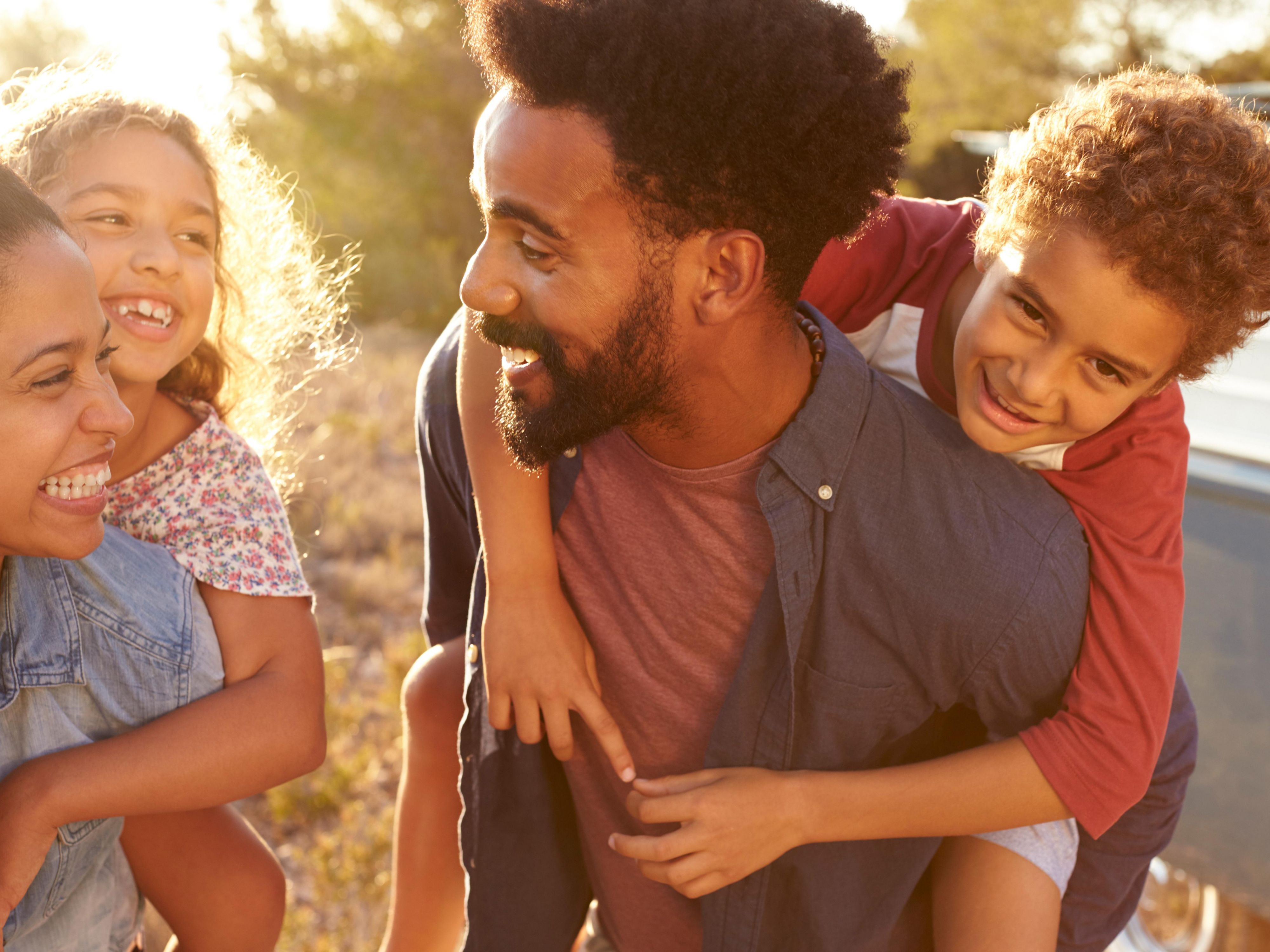 Take a relaxed Sunday afternoon picnic at Victoria Yards, just 15 minutes from the hotel. Explore arts and crafts, and stroll through lush gardens. Perfect for a family outing, offering a mix of culture and nature. African Craft Market Treasures 
