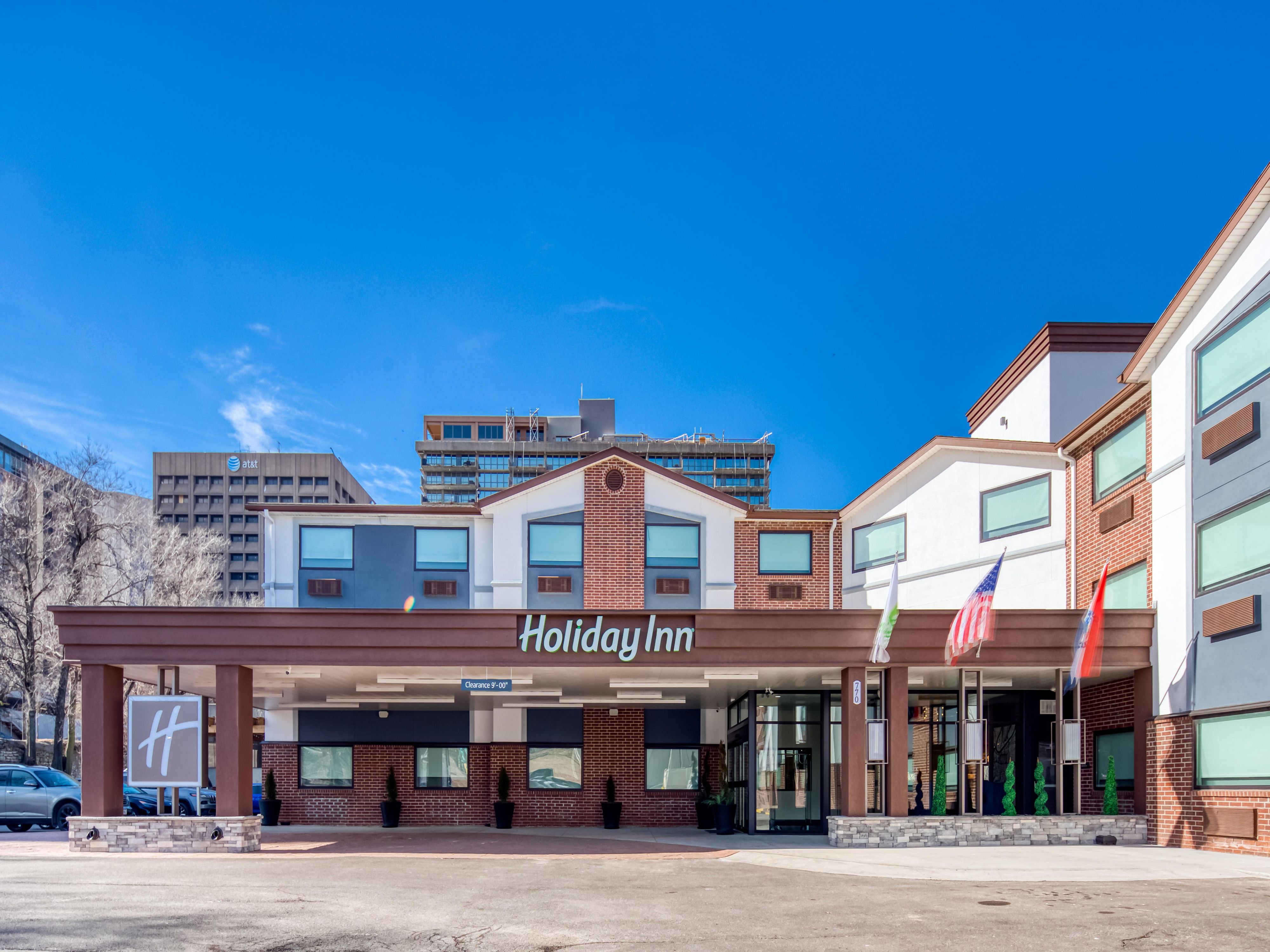 Welcome to the Holiday Inn Kansas City - Downtown hotel.