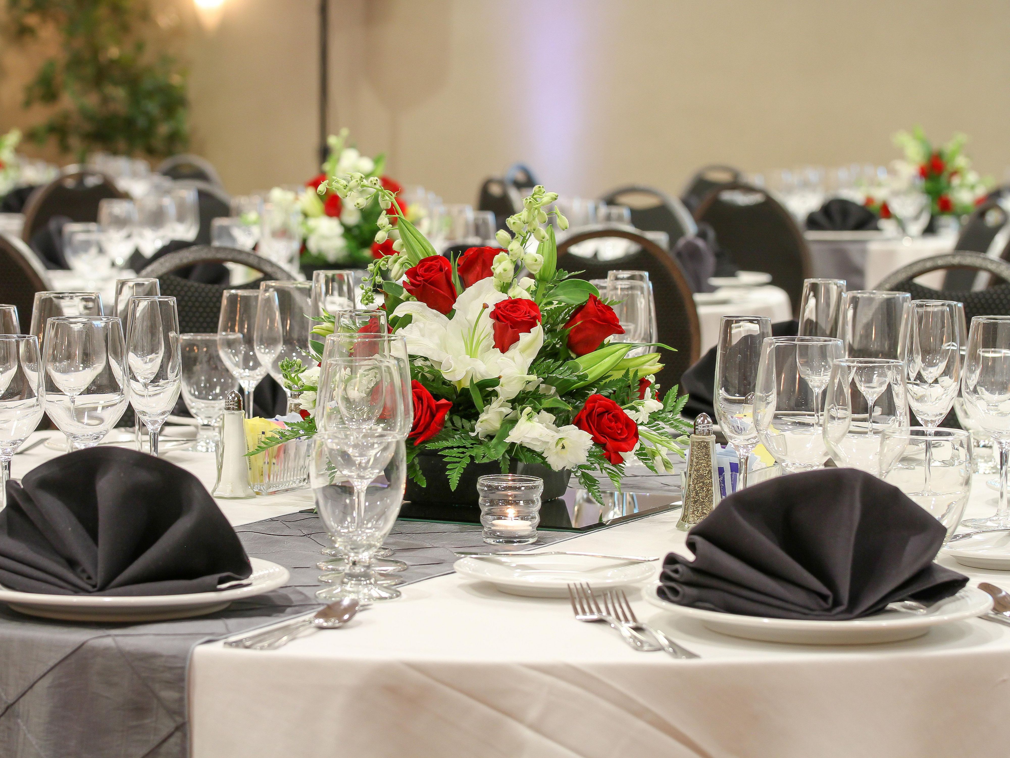 The hotel features 7500 sq. ft. of flexible meeting space and can accommodate conferences, seminars, meetings and banquets. Special rates are available for groups with 10 or more sleeping rooms. Our dedicated food and beverage team will work hard to ensure a memorable event.
