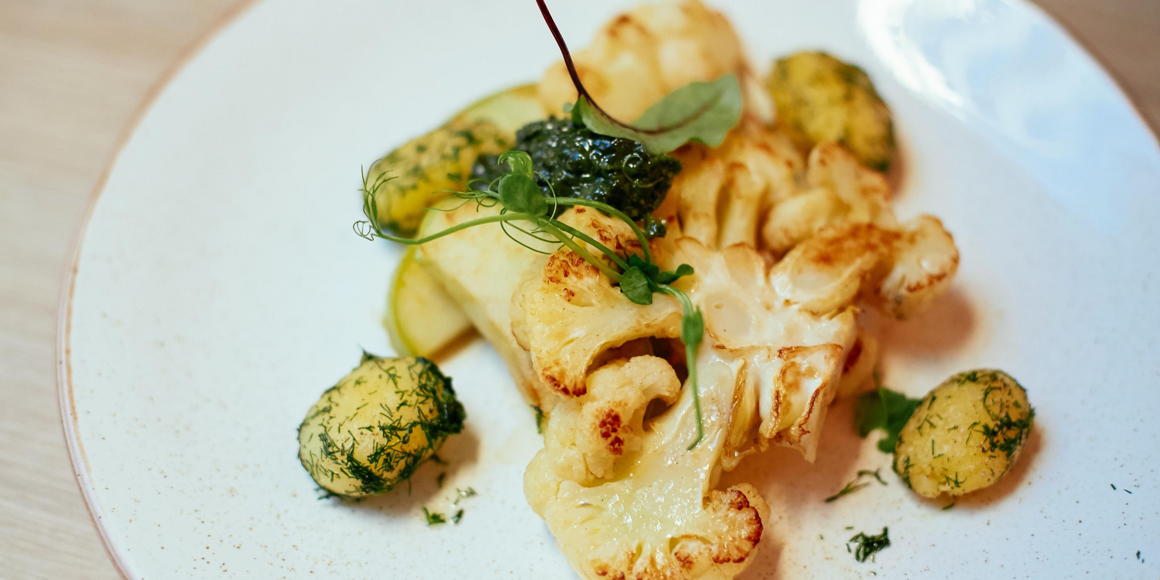 Vegan Feas - Cauliflower steak