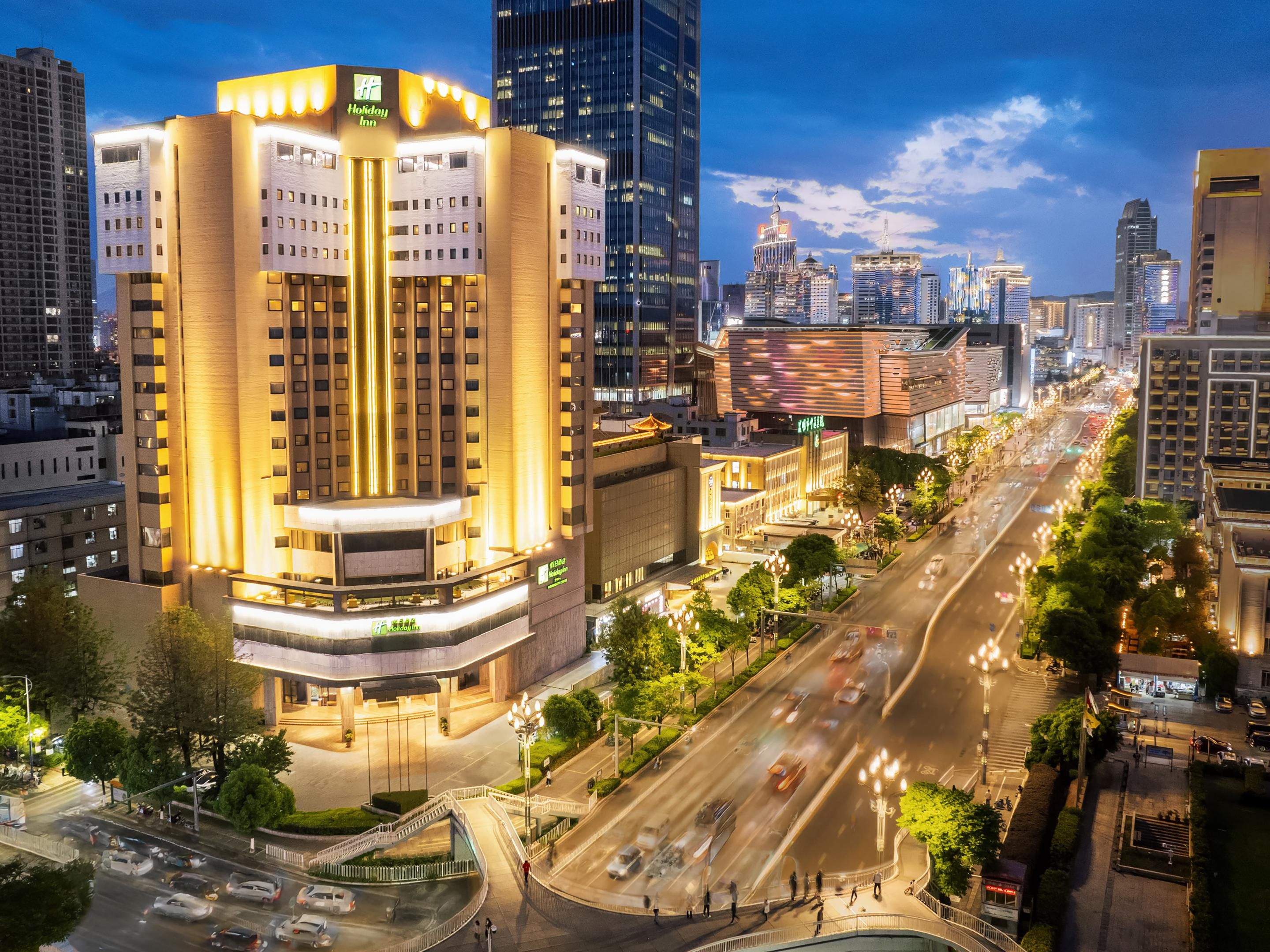 Ngoại thất khách sạn