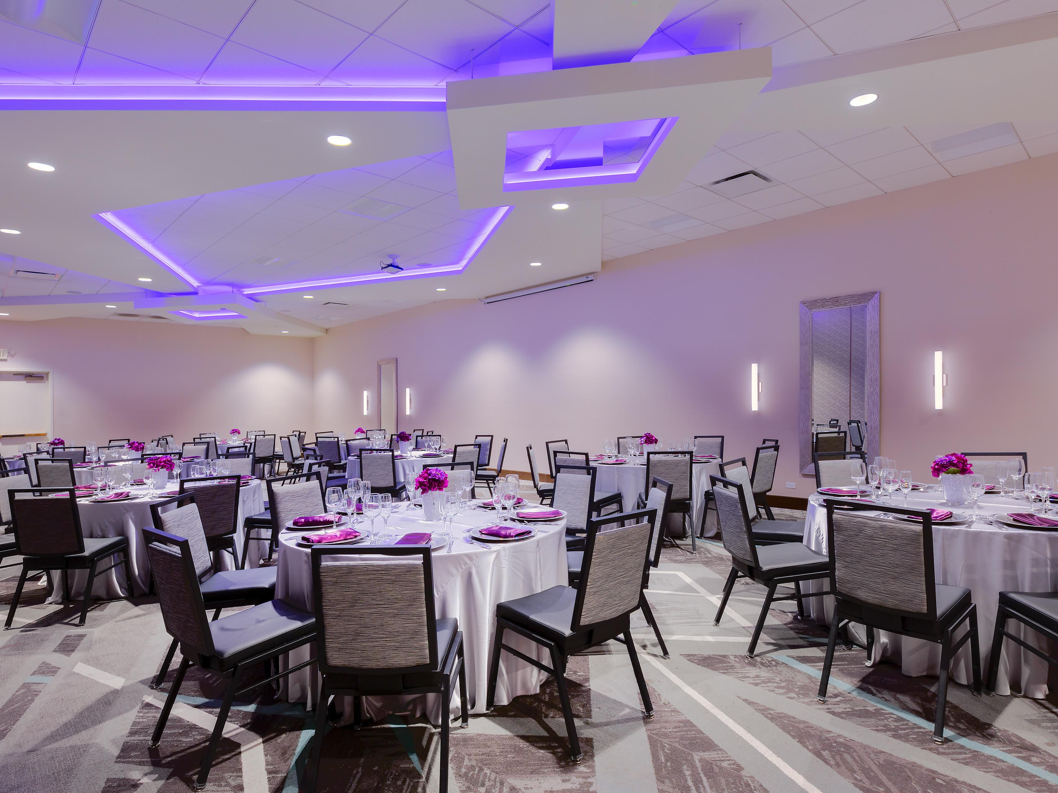From arrival to departure and everything in between is made easy with our outdoor self- parking.  Stay connected to business and family in your guest room, meeting and event spaces, public areas or relaxing at our outdoor pool with complimentary WIFI.