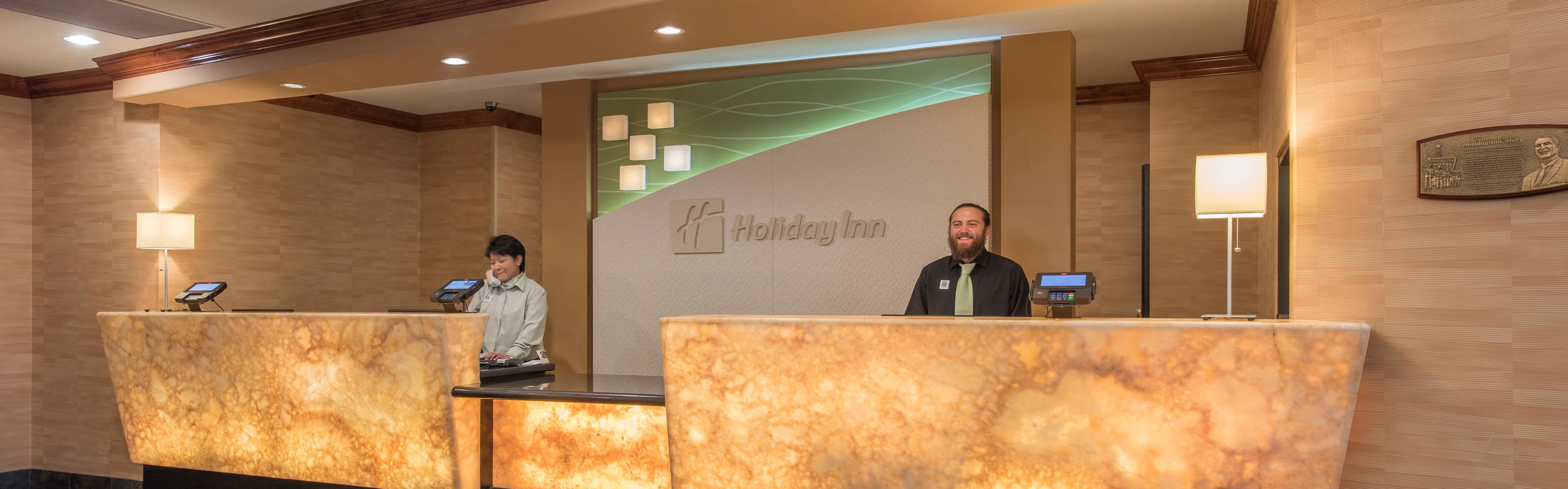 Kid Friendly Hotels Near Red Rocks In Co Holiday Inn Denver Lakewood