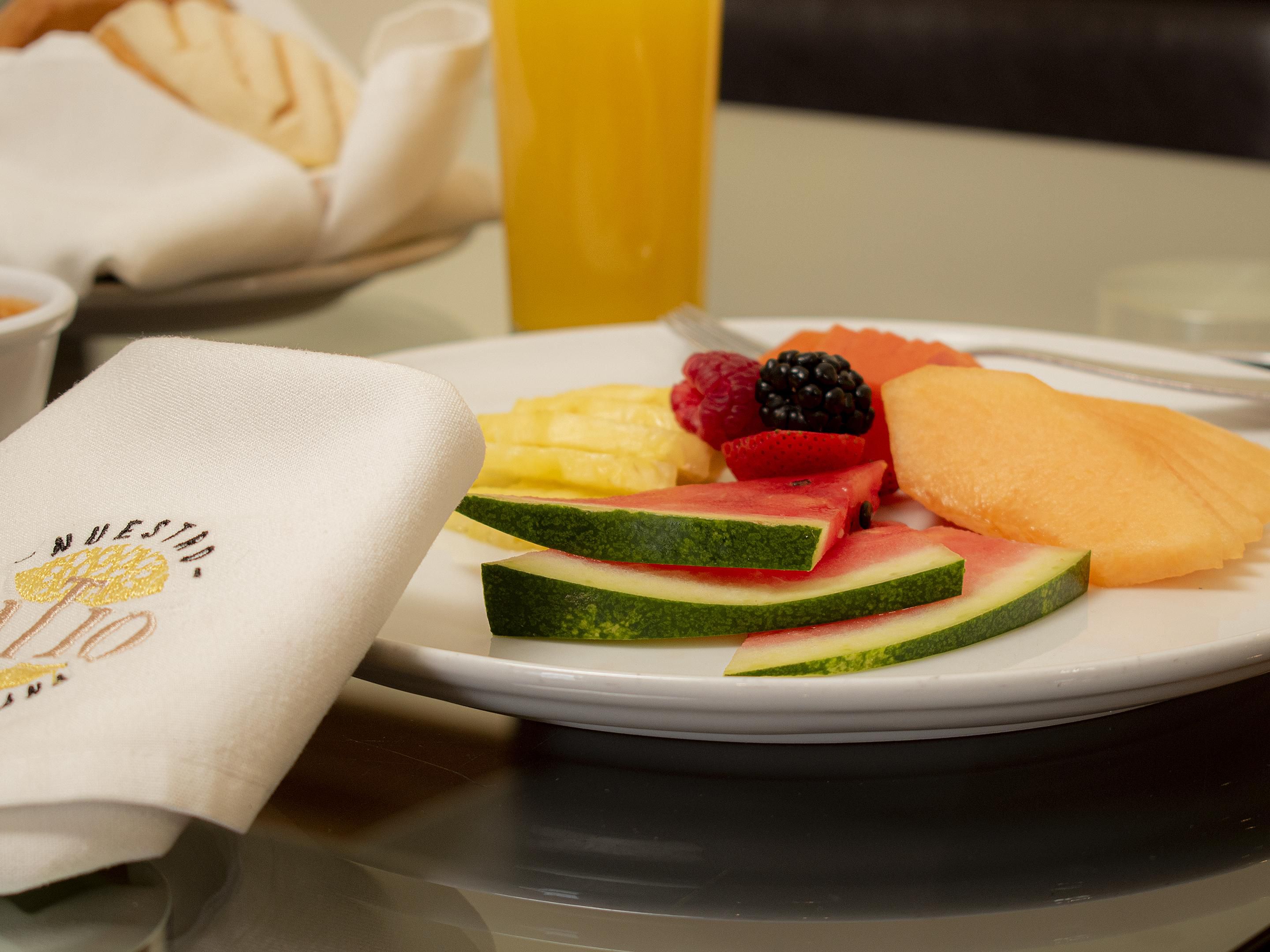 Come have breakfast, and we'll celebrate your birthday. We have the cake and the 'mañanitas' ready. We will wait for you.