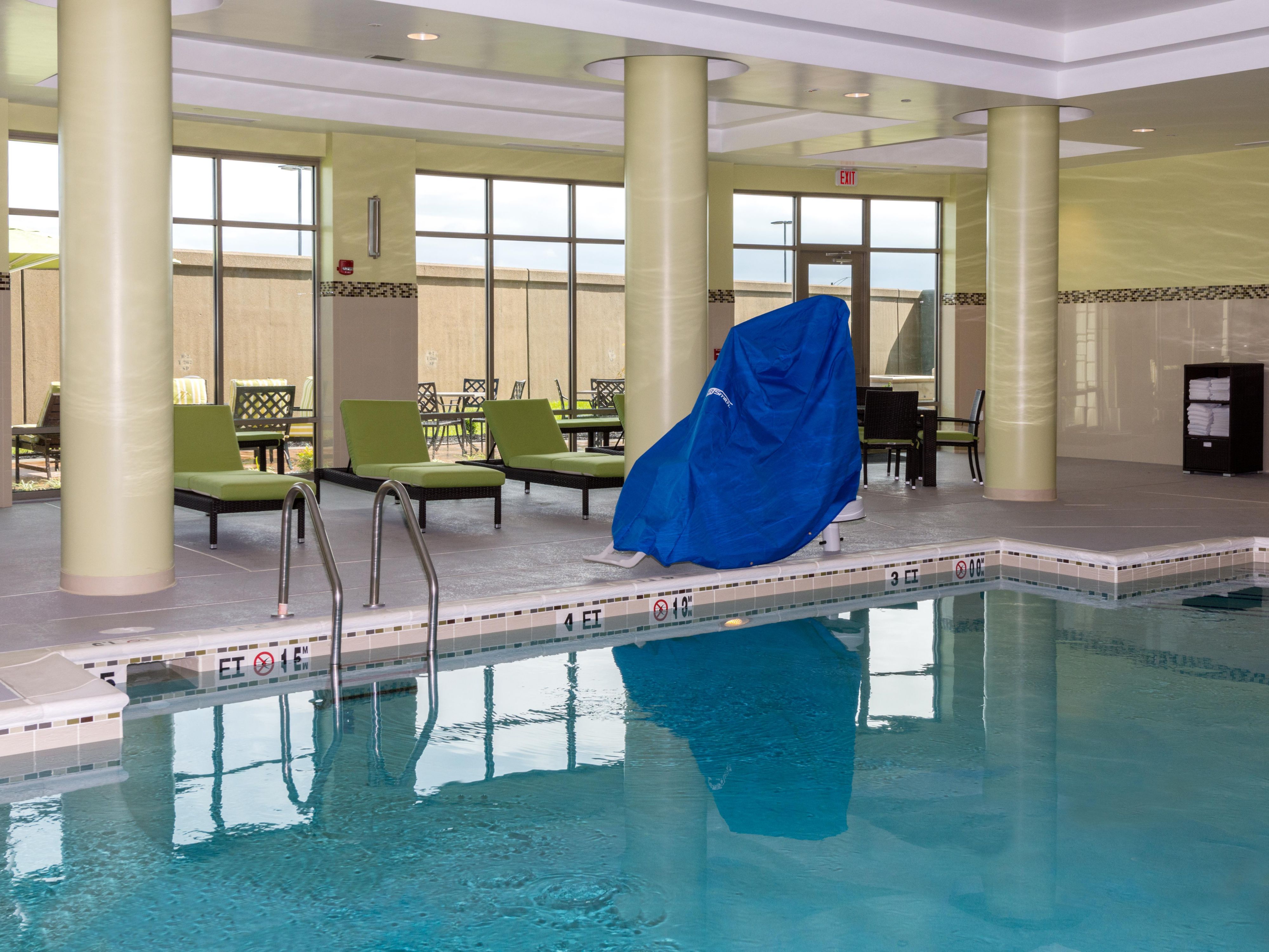 Pet Friendly Hotel Lexington KY | Holiday Inn Lexington - Hamburg