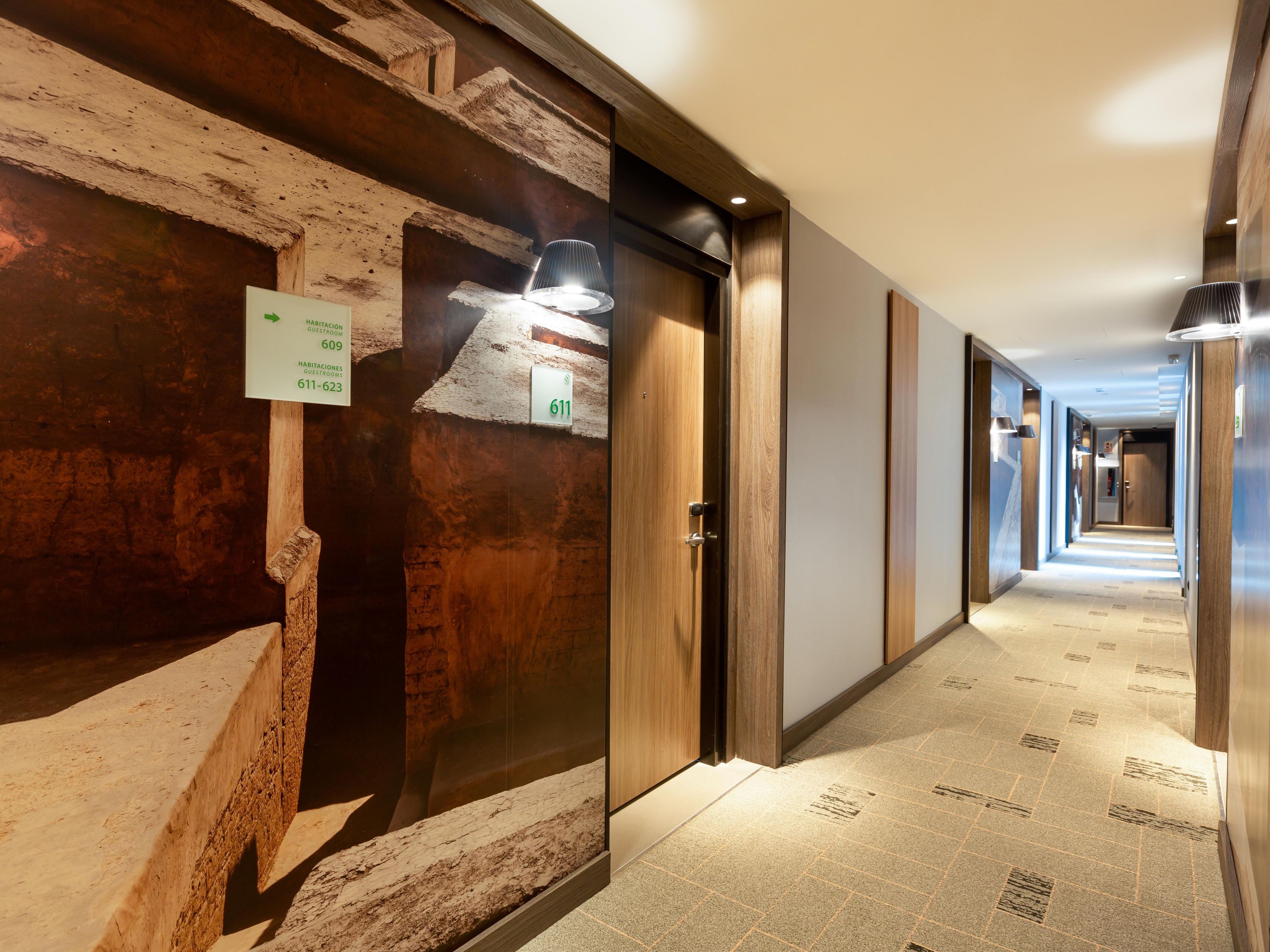 Experience an unforgettable stay in rooms so spacious you may never want to leave. Each space blends art, elegance, and Lima’s unique charm to delight. Inspired by pre-Inca Huacas, our hotel offers modern, pet-friendly, comfortable, and eco-conscious accommodations, brought to life with artwork by talented Peruvian artist Maco Vargas.