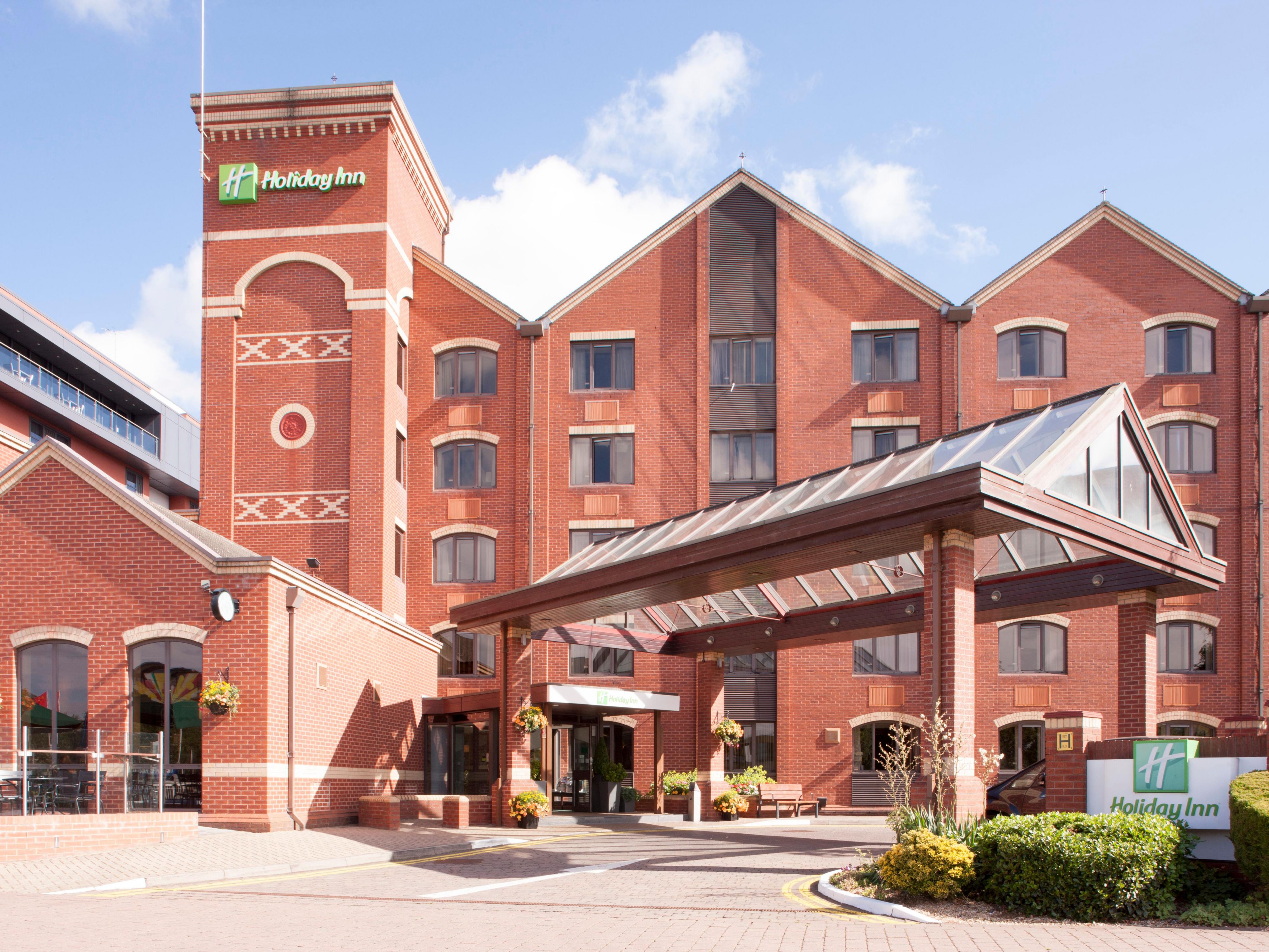 Отель в центре города рядом со станцией Линкольн: Holiday Inn Lincoln