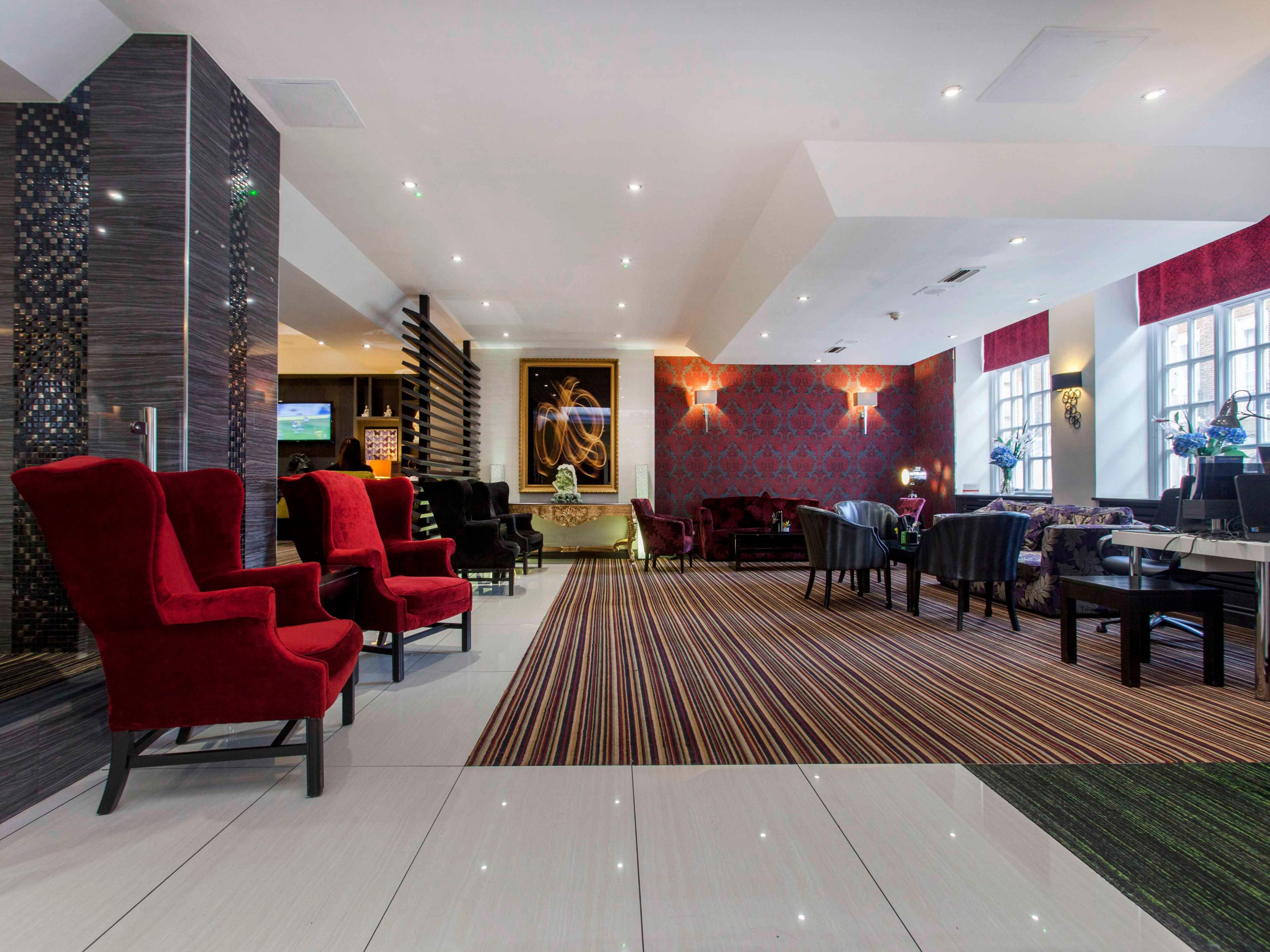 Hotel Near Bond St: Holiday Inn London - Oxford Circus
