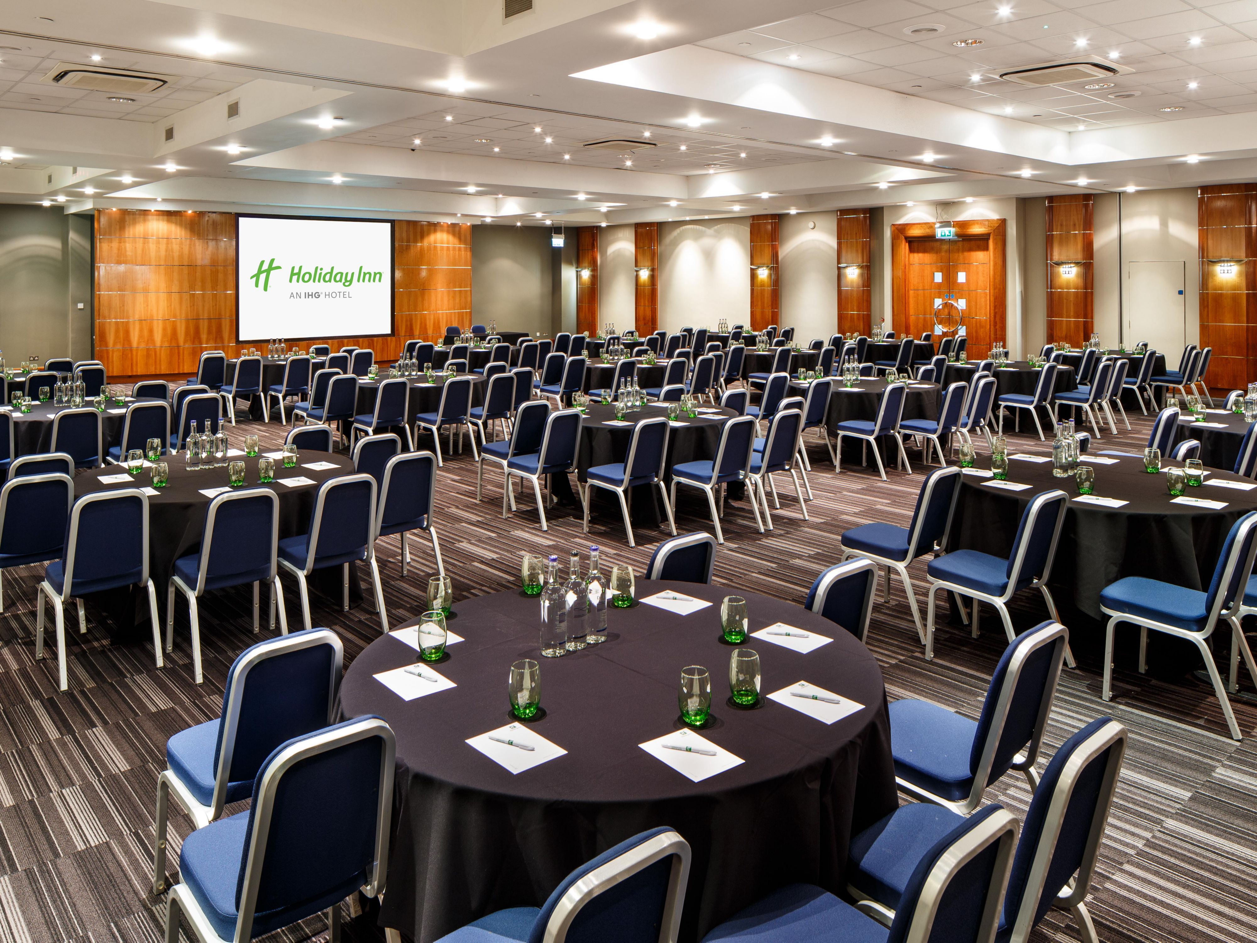 Host meetings or events for up to 350 guests in our fully equipped, versatile meeting rooms in the dedicated Academy Conference Centre with its own reception, bar and banqueting kitchen plus a dedicated team on hand to ensure everything runs smoothly. 