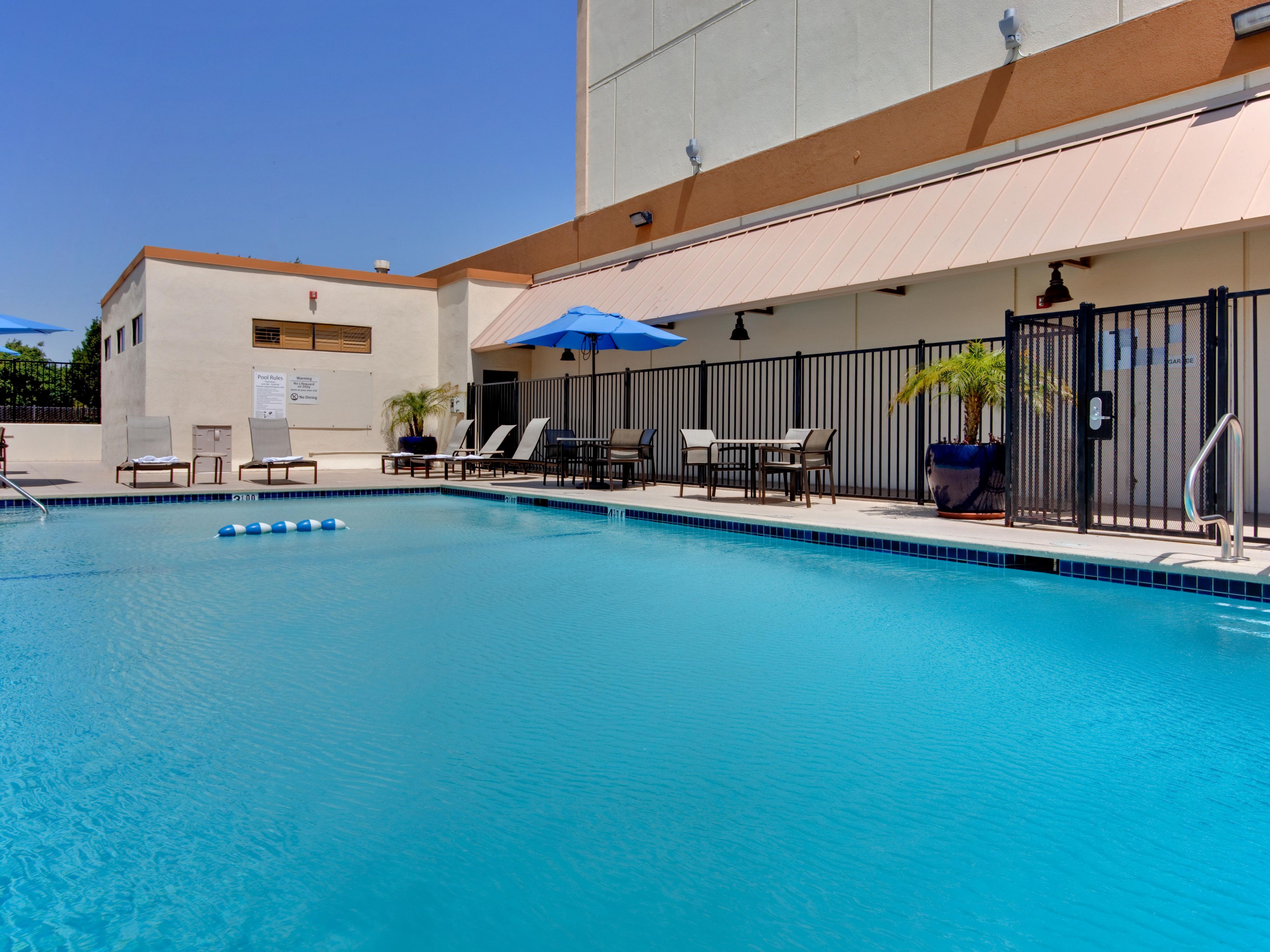 Enjoy our LA hotel pool
