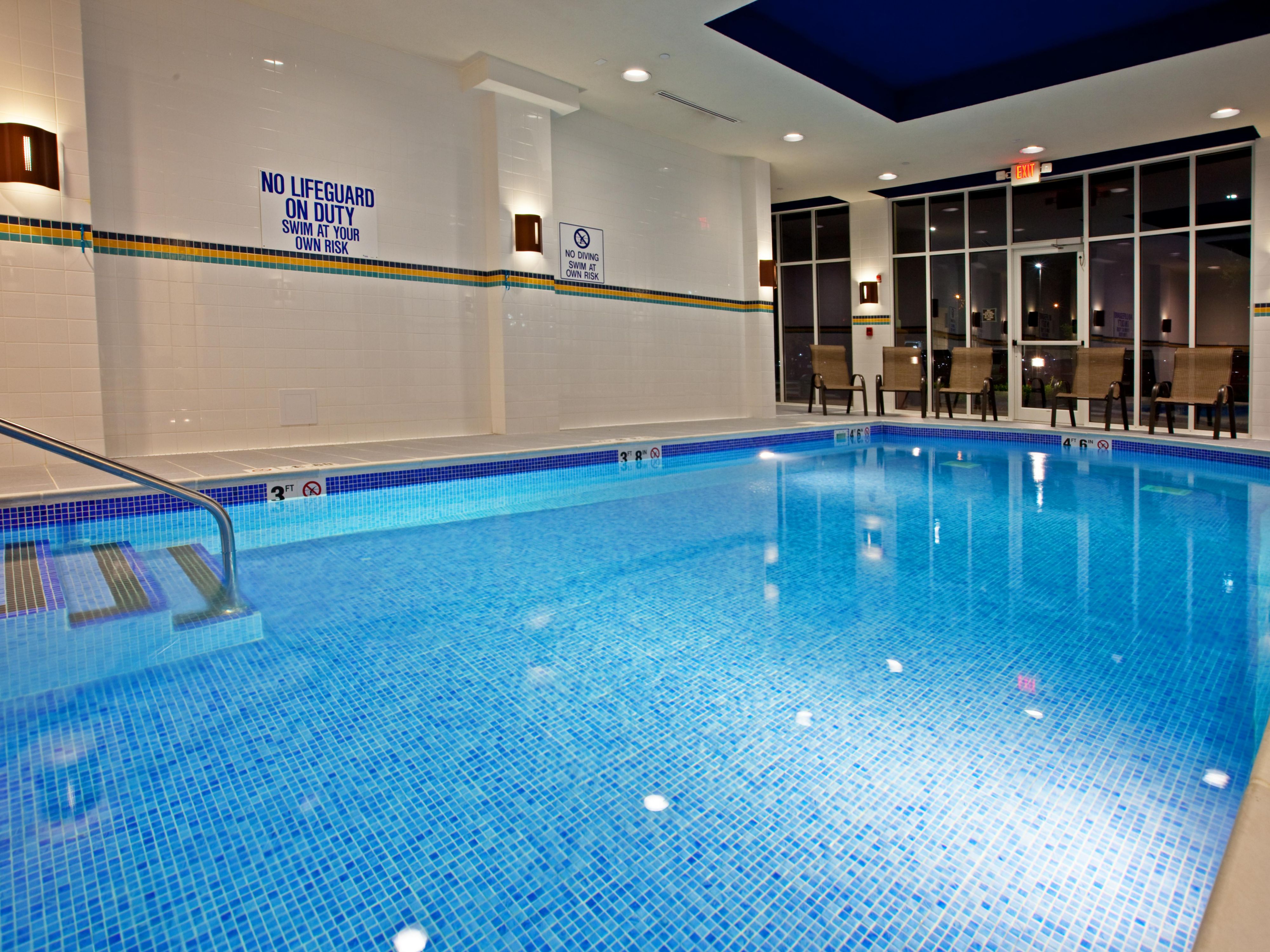 Whether you are looking to swim laps or just splash around, our indoor heated pool is available for you year-round. Take time out of your busy travel schedule and kick back and relax next to our indoor heated pool. Enjoy the natural lighting as well as access to our outdoor patio seating. 