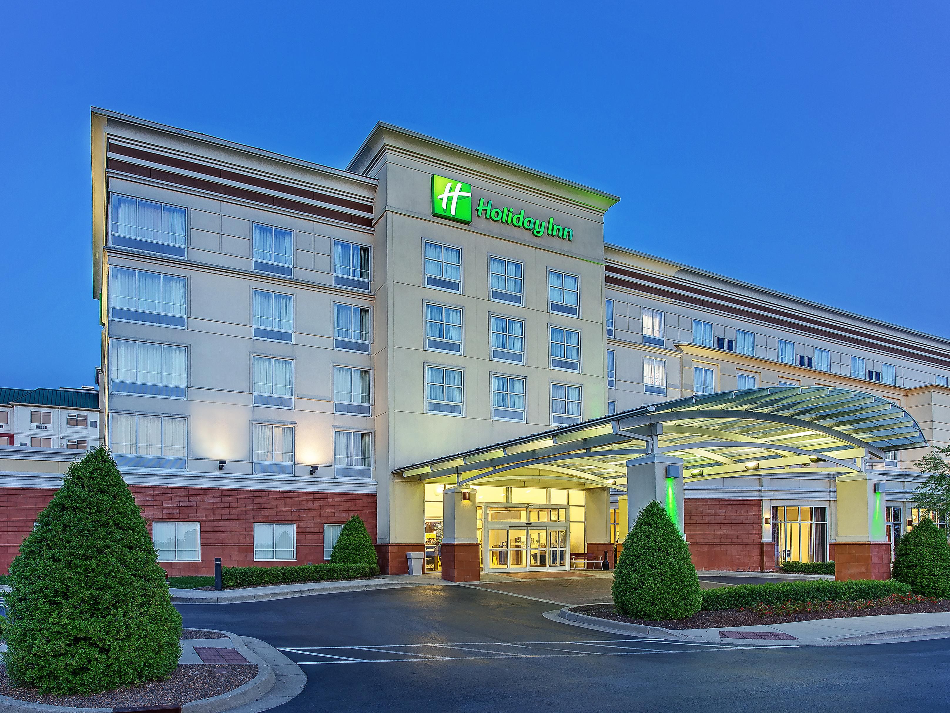 Holiday Inn Louisville 5579305132 4x3