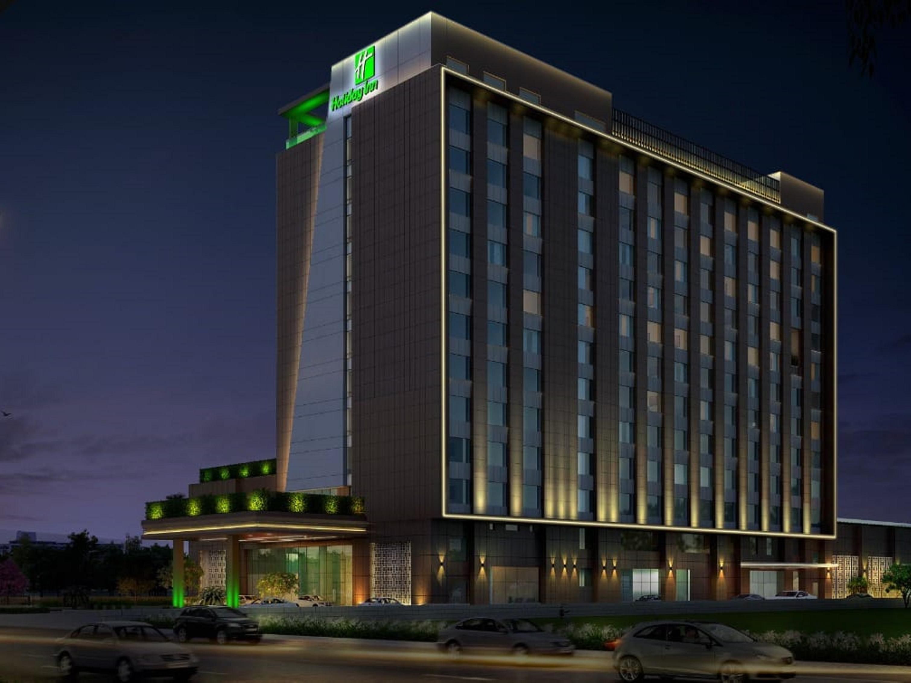 Holiday Inn Lucknow 8358388078 4x3