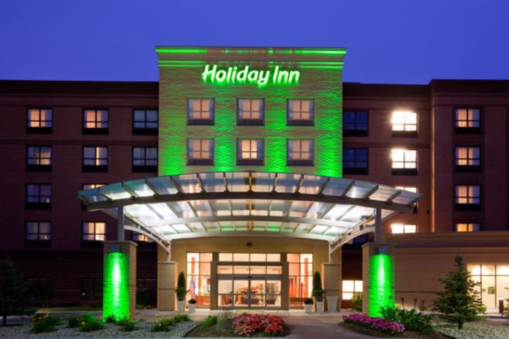 Holiday Inn Madison at The American Center