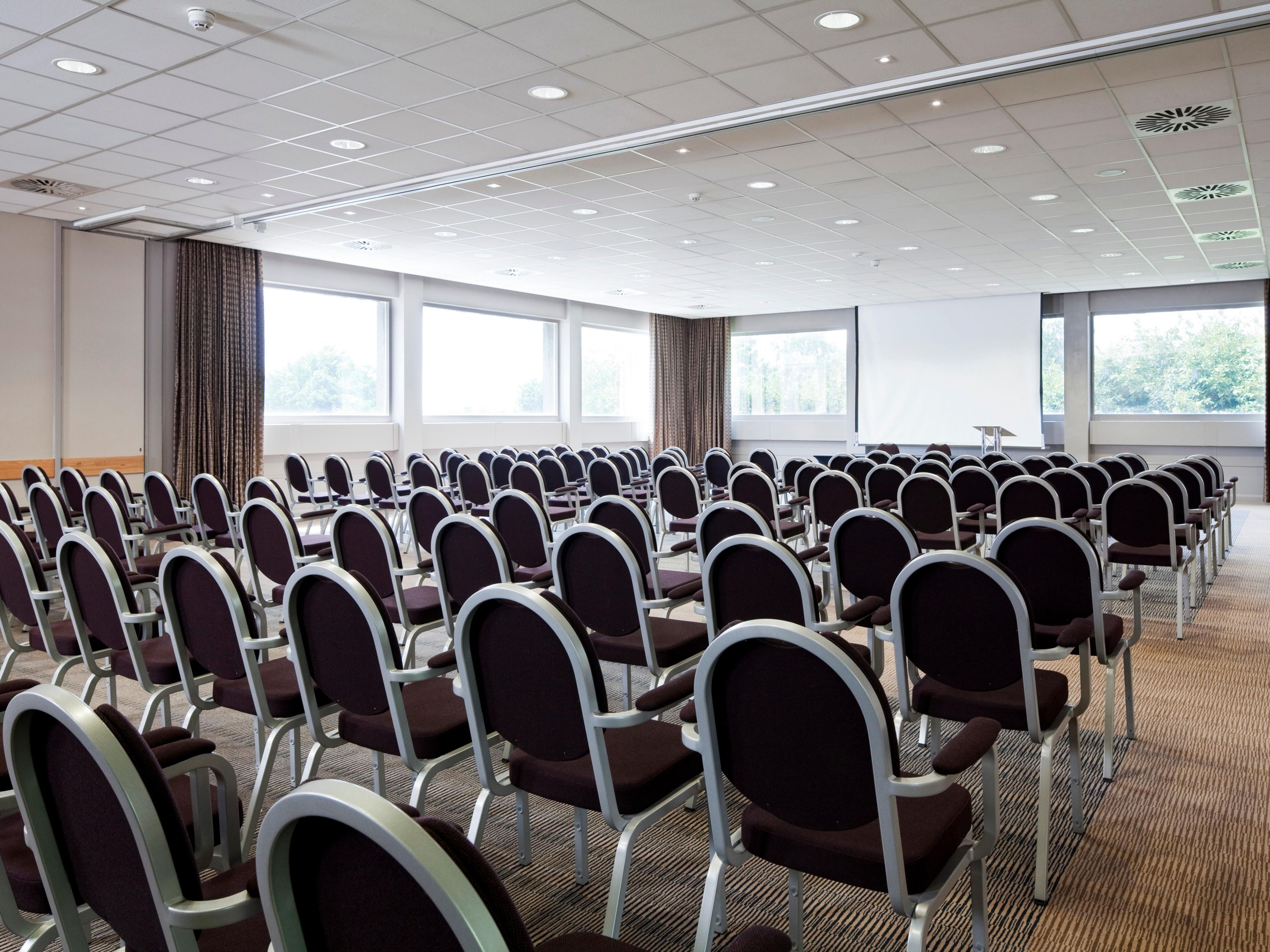 From small board meetings to large conferences or even weddings, our 10 versatile meeting and event rooms can host up to 350 guests, and we offer a range of packages to meet your needs. 